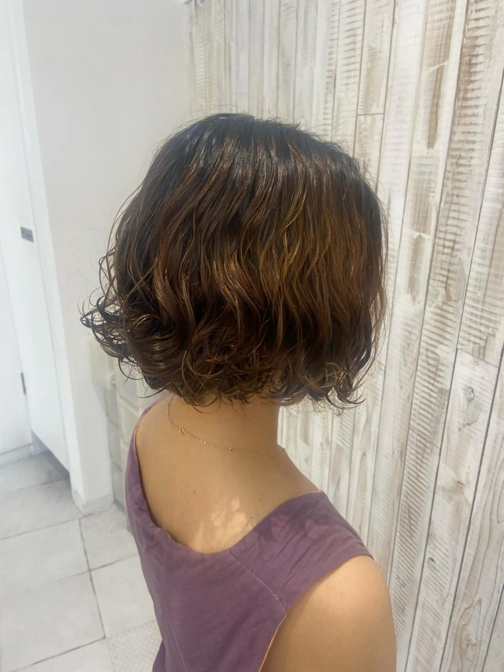 ミディアム ベージュカラー/ いぢちるみのヘアスタイル