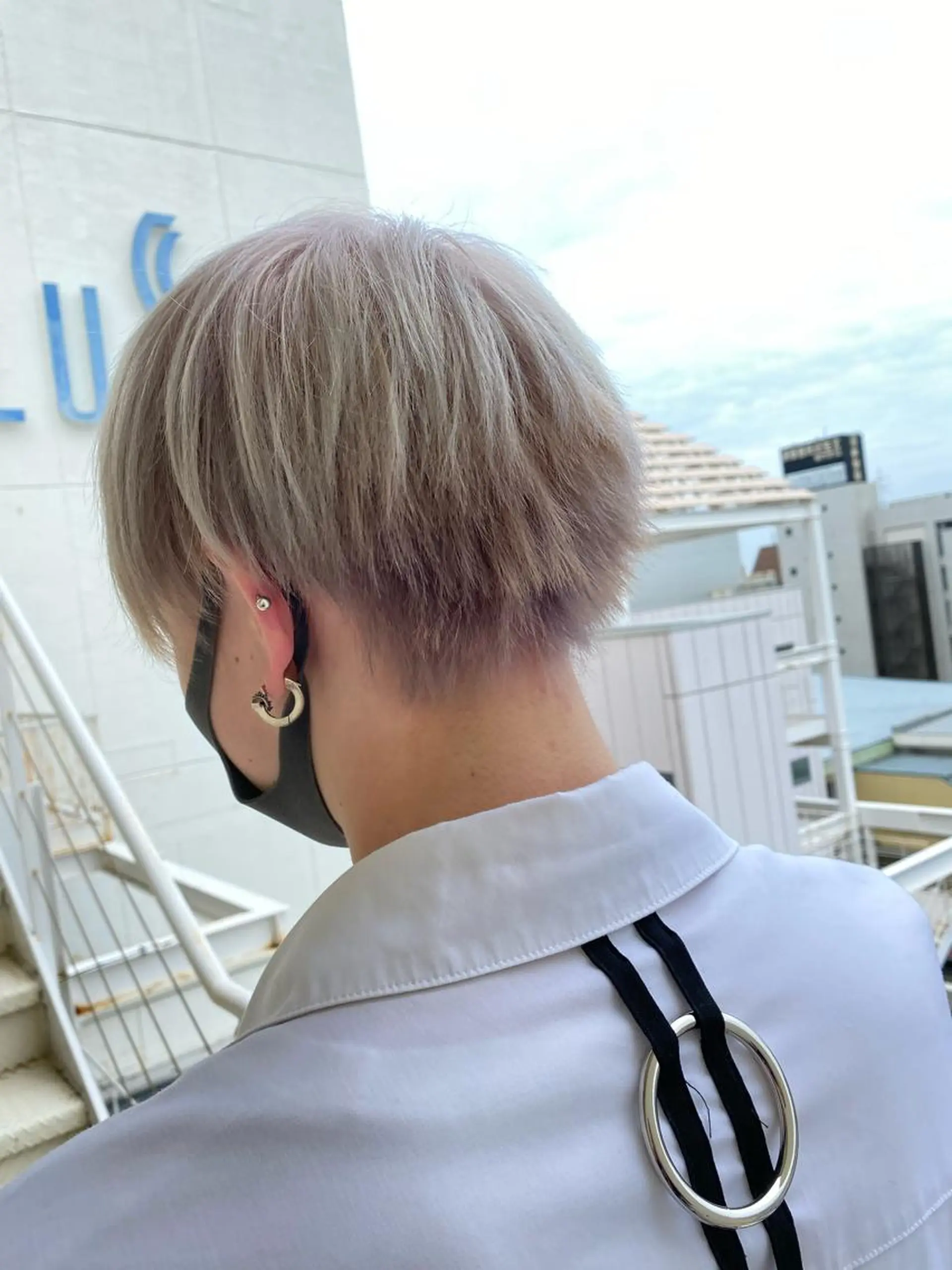 ショート カラー ダブルカラー ヘアカラー トリートメント ヘアセット ハイトーン/ウルフ /レイヤー/坂野幸伸のヘアスタイル