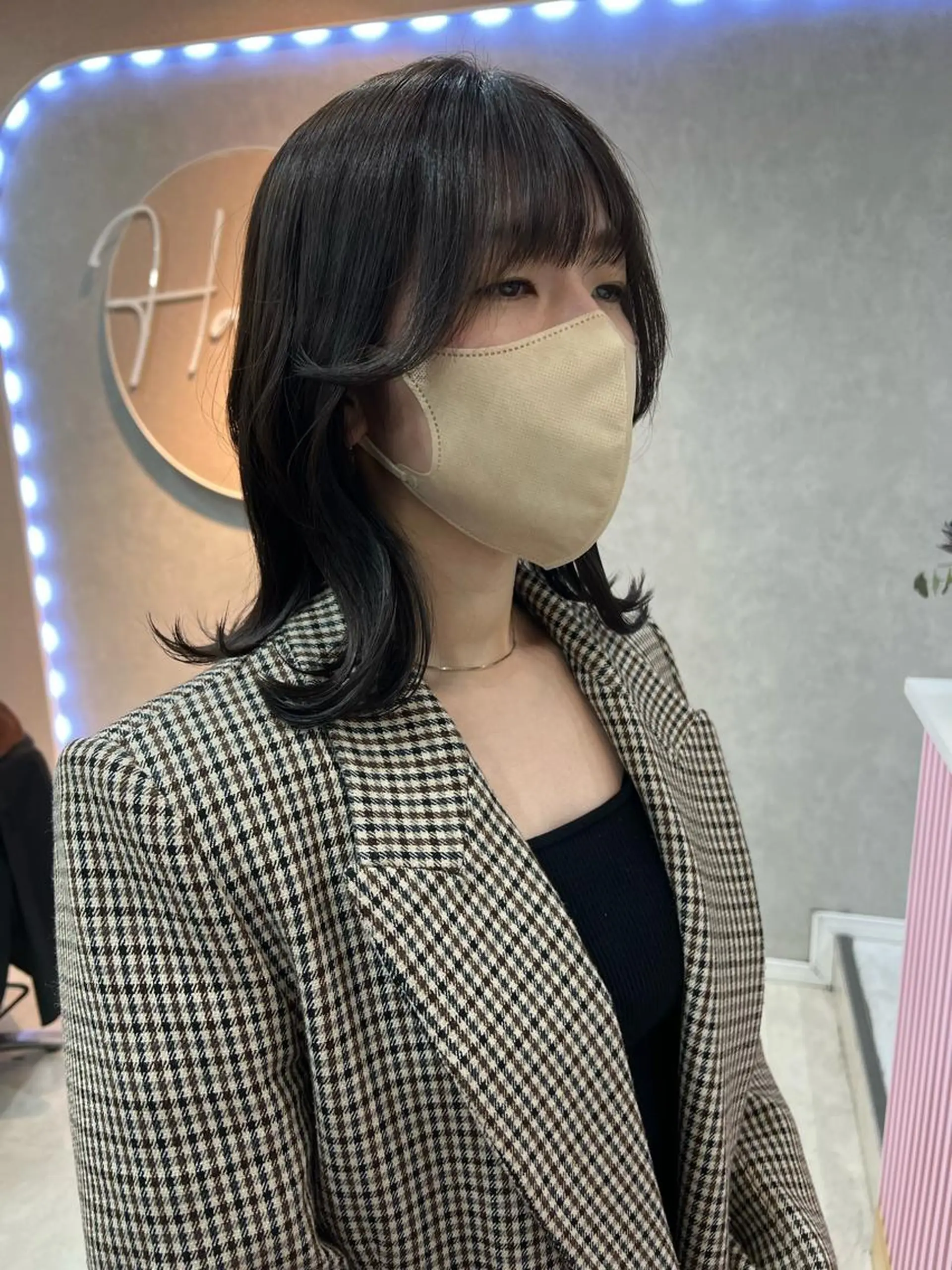 ミディアム くびれヘア 🐝Haney .haruka🐝のヘアスタイル