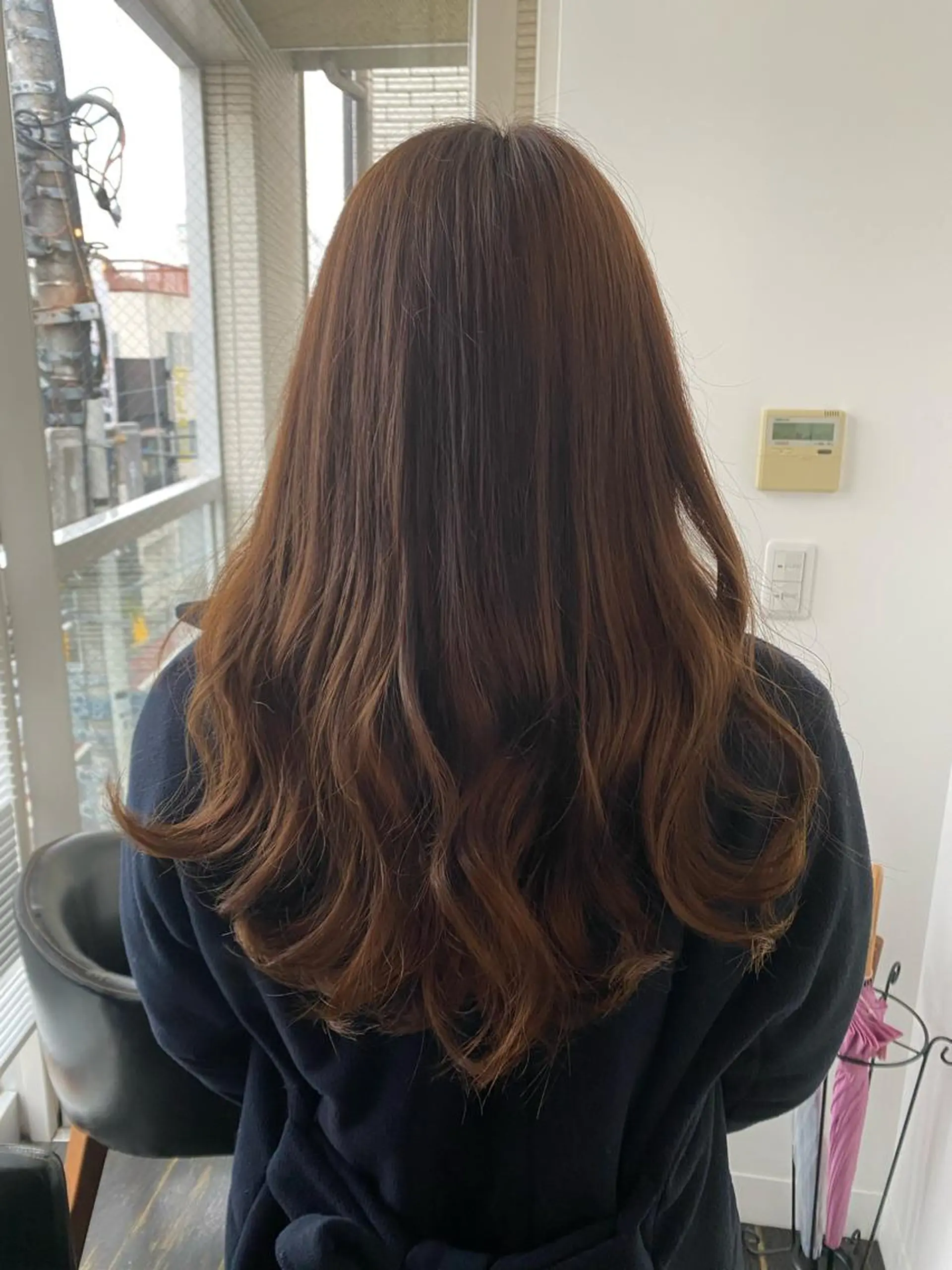 ロング カラー ベージュカラー ブリーチ ピンクカラー ピンクベージュ パーマモデル募集中 渥美翔人のヘアスタイル