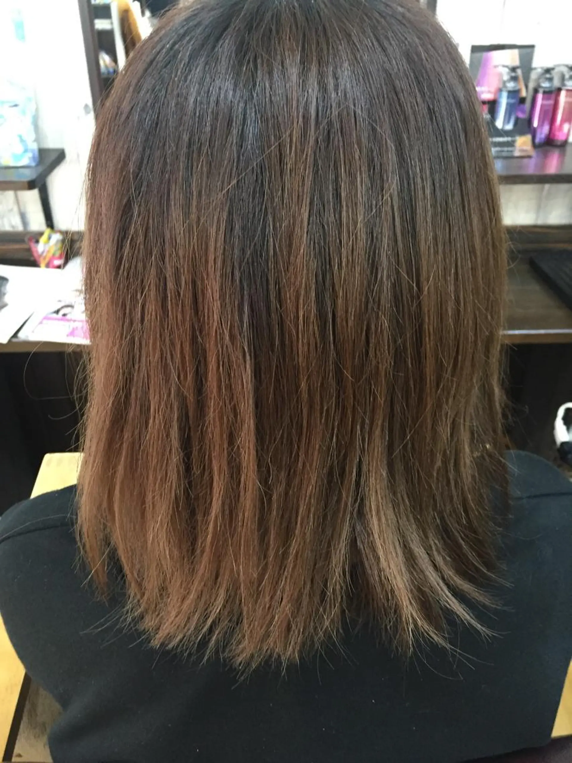 カラー 中山 ルミ子のヘアスタイル
