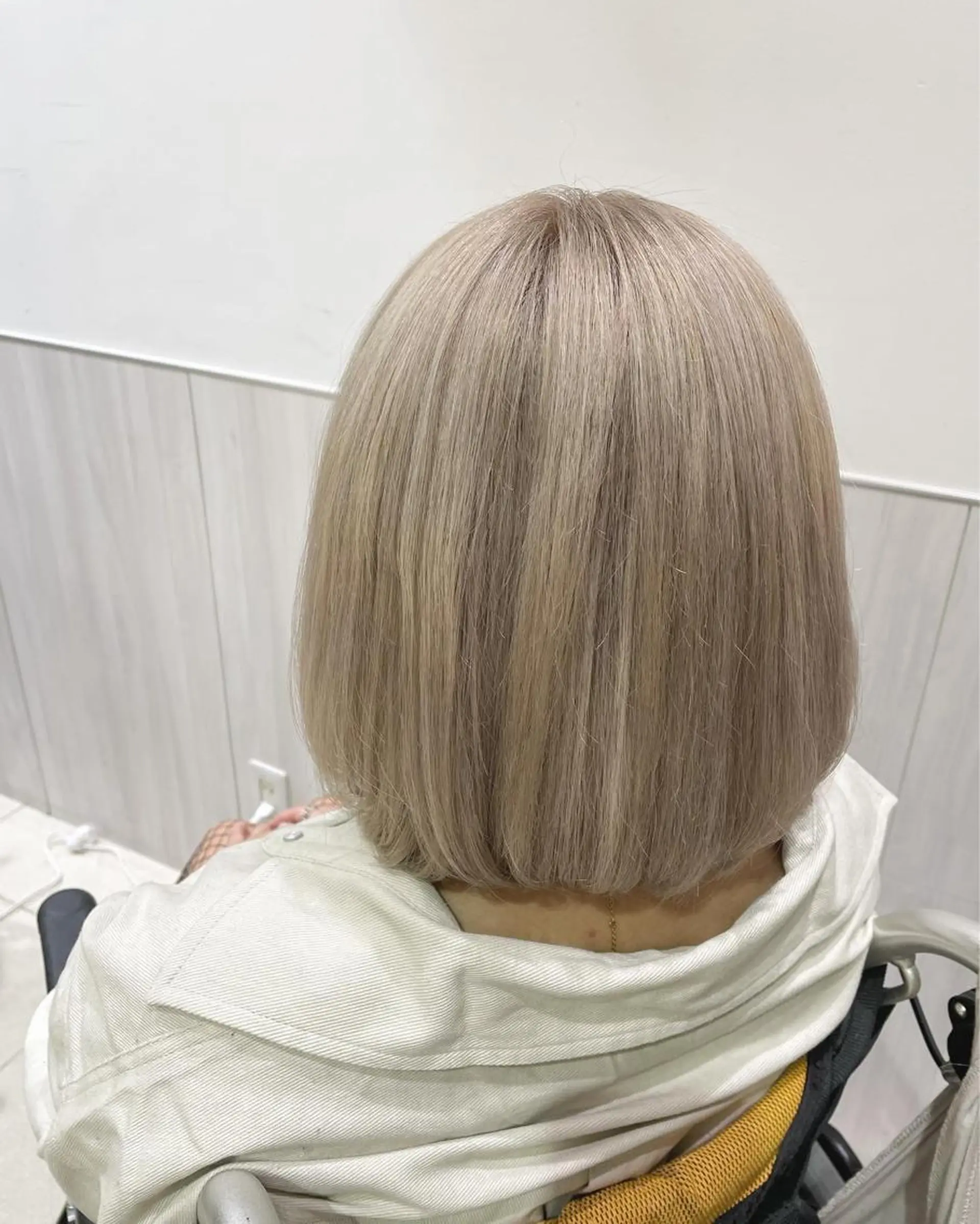 ショート カラー 透明感カラー🩵 mioのヘアスタイル