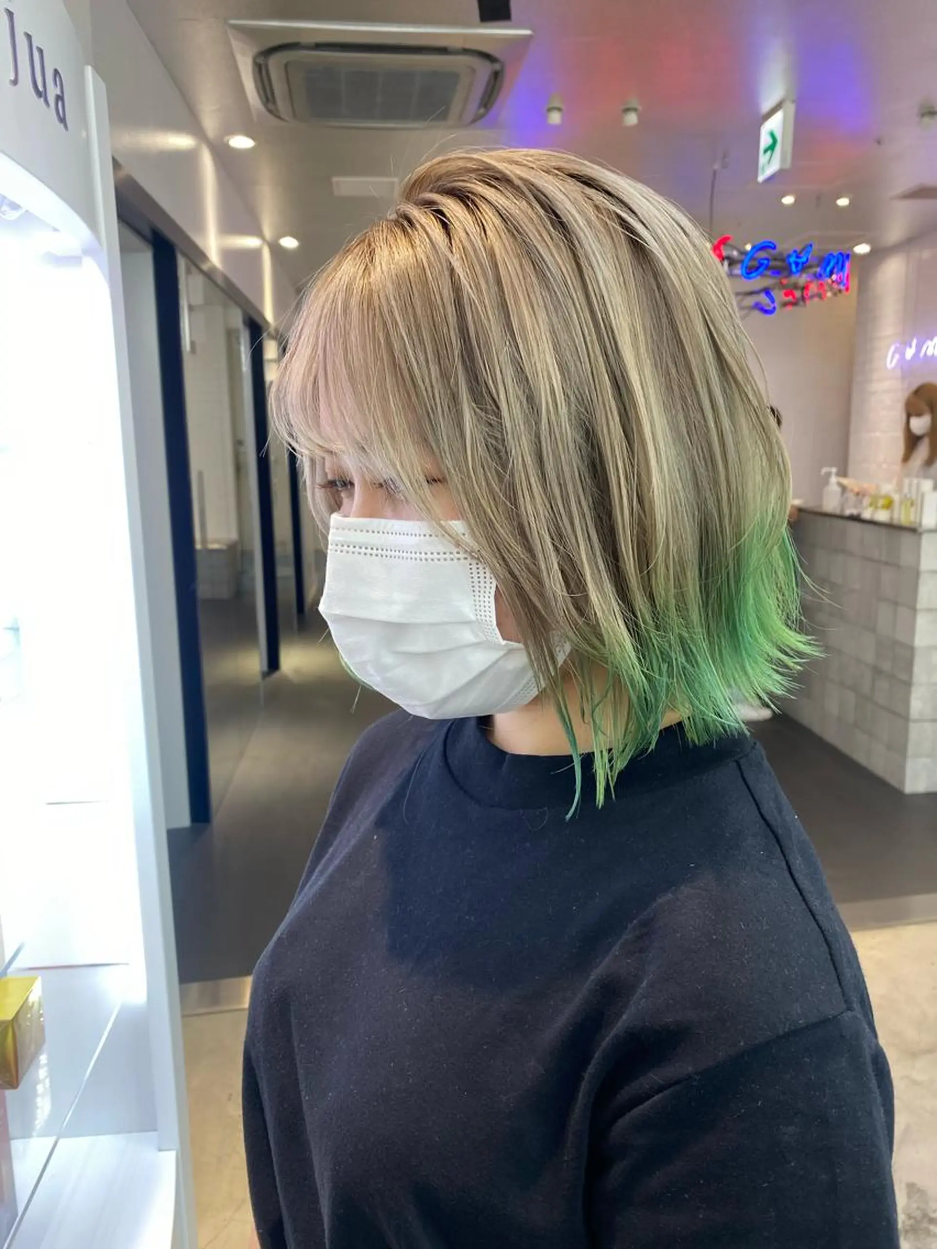 ミディアム カラー stylist トモヤのヘアスタイル