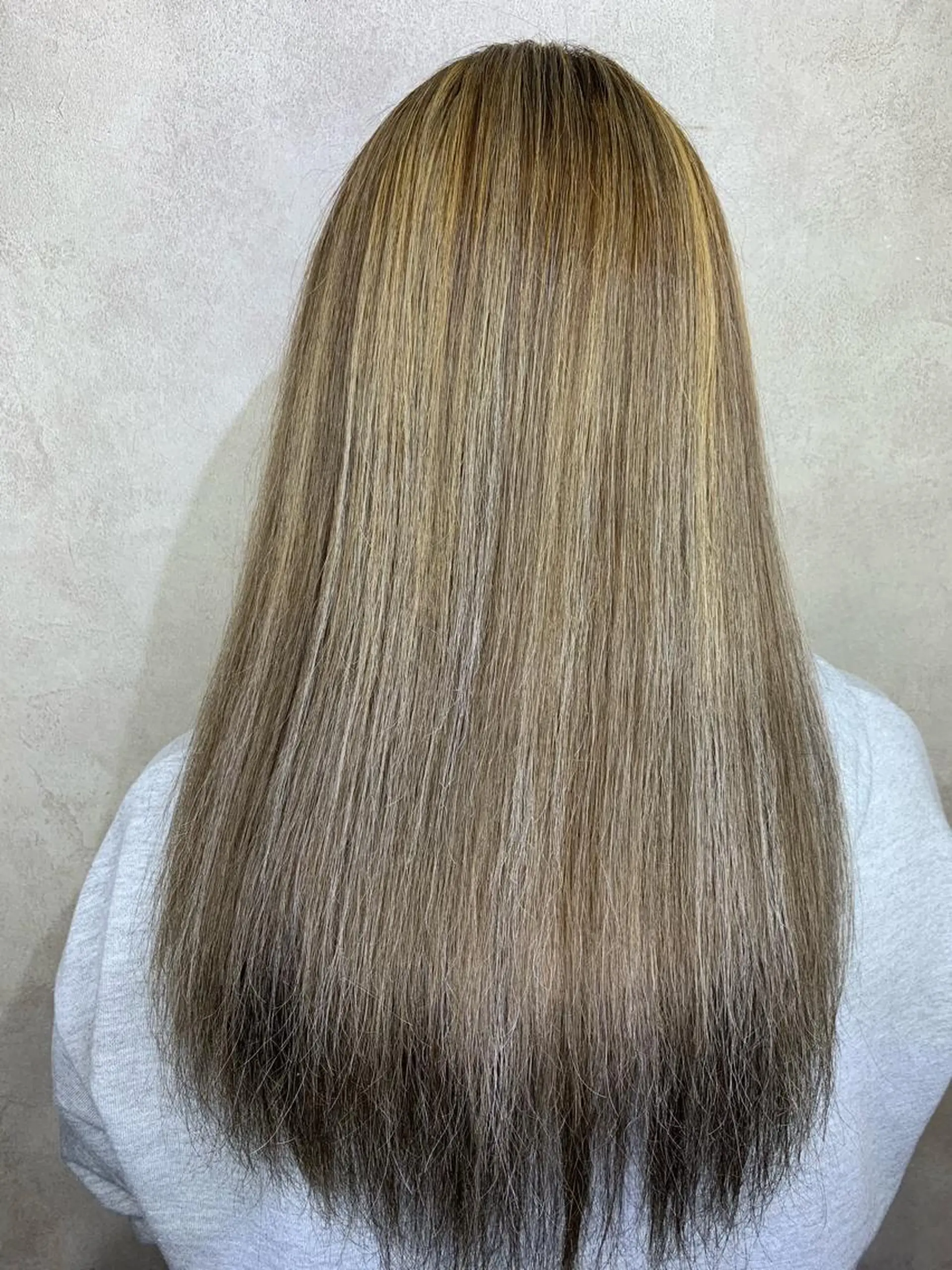 ロング 西村 雄二/エクステのヘアスタイル