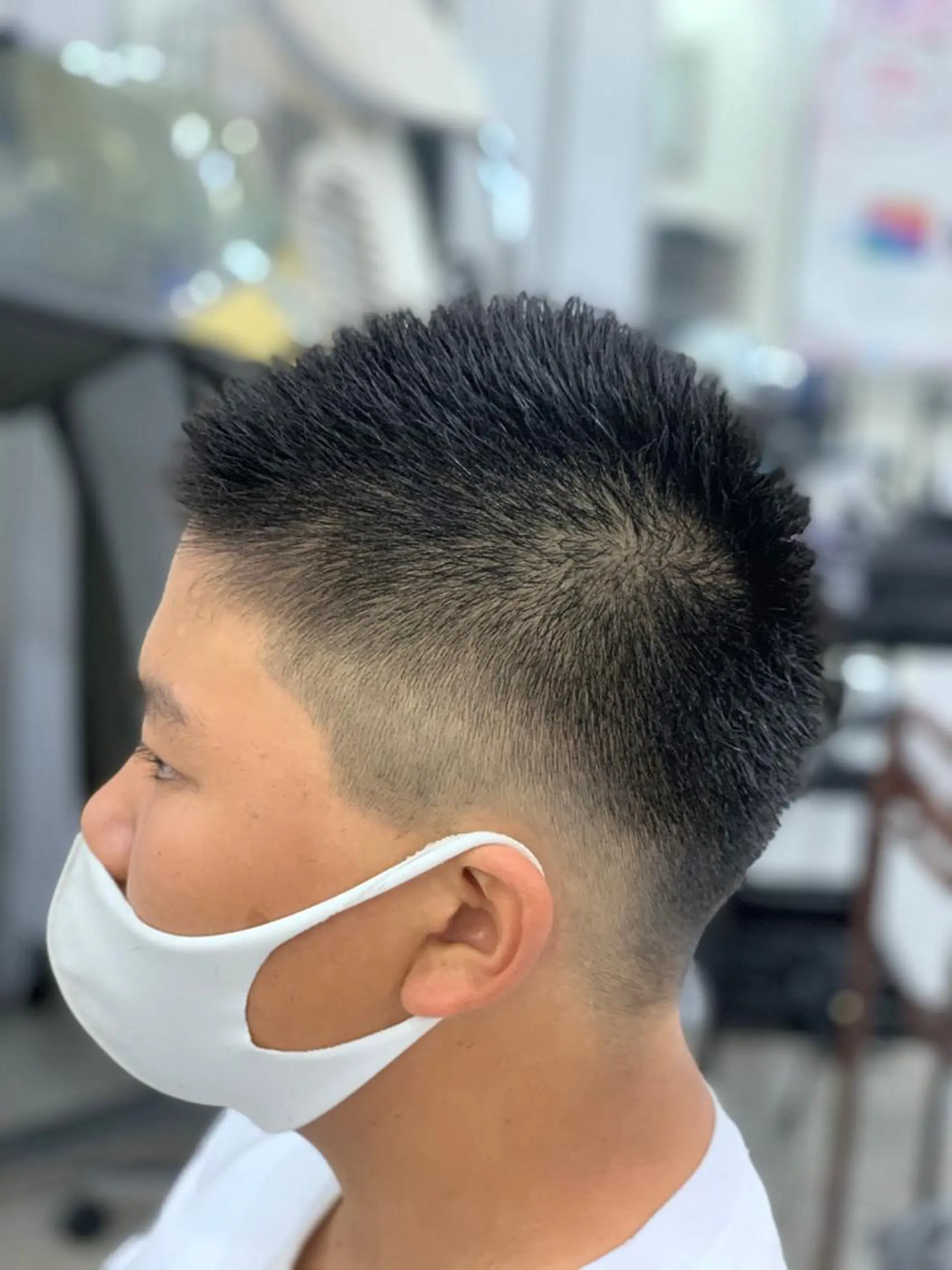 ショート メンズ ハイライト&曲がる 縮毛矯正特化 玉置のヘアスタイル