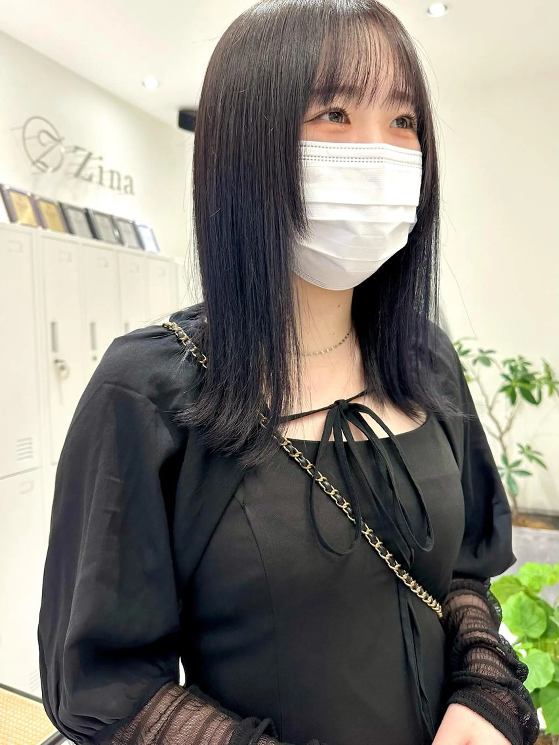 セミロング カラー グレージュ ラベンダーカラー ラベンダーグレージュ ラベンダーグレー レイヤー/ボブ/ 顔周り/yukinaのヘアスタイル