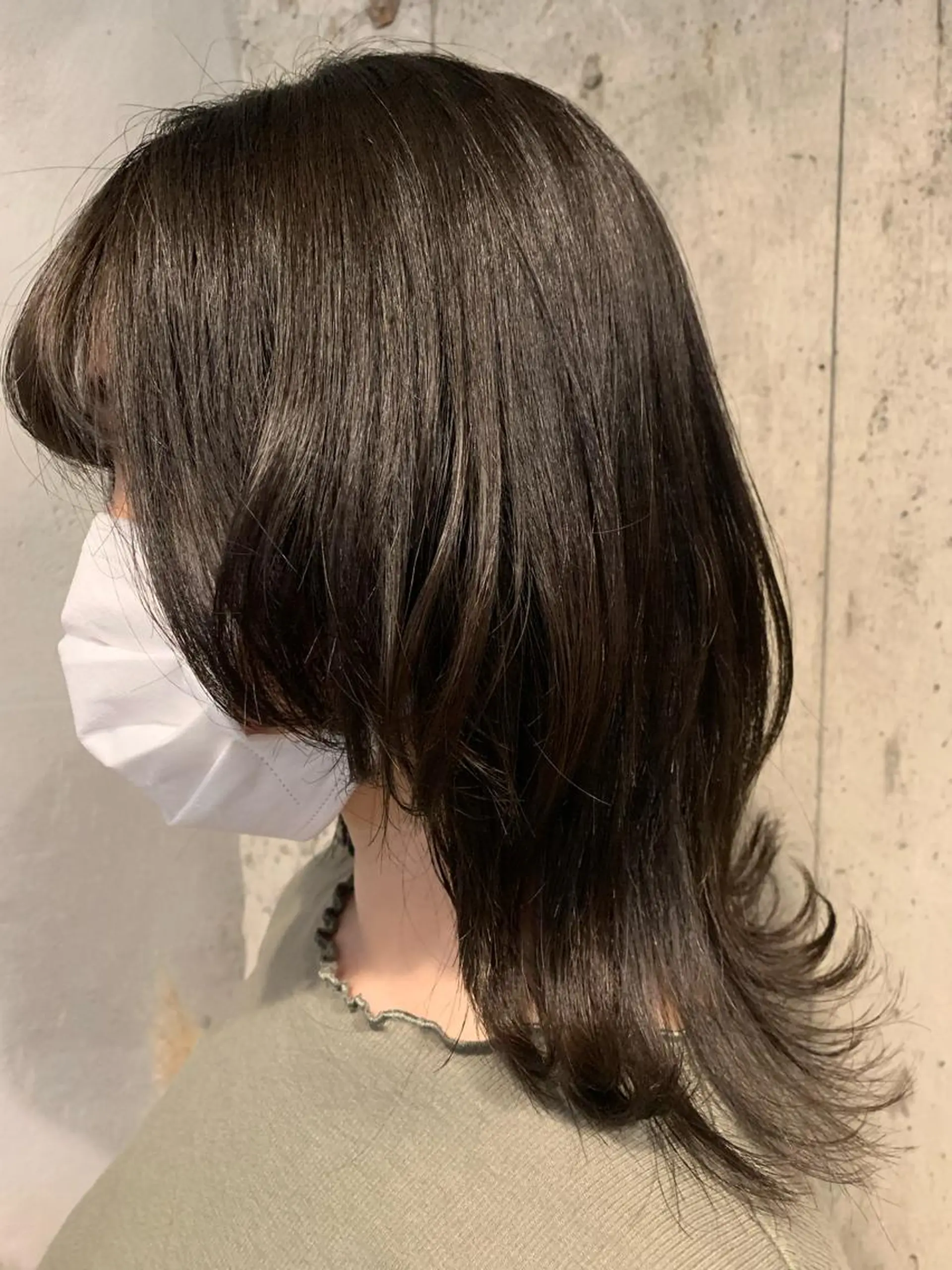 ミディアム Asti blanche所属・ブリーチなしWカラー /地毛風/小林凪沙のヘアスタイル