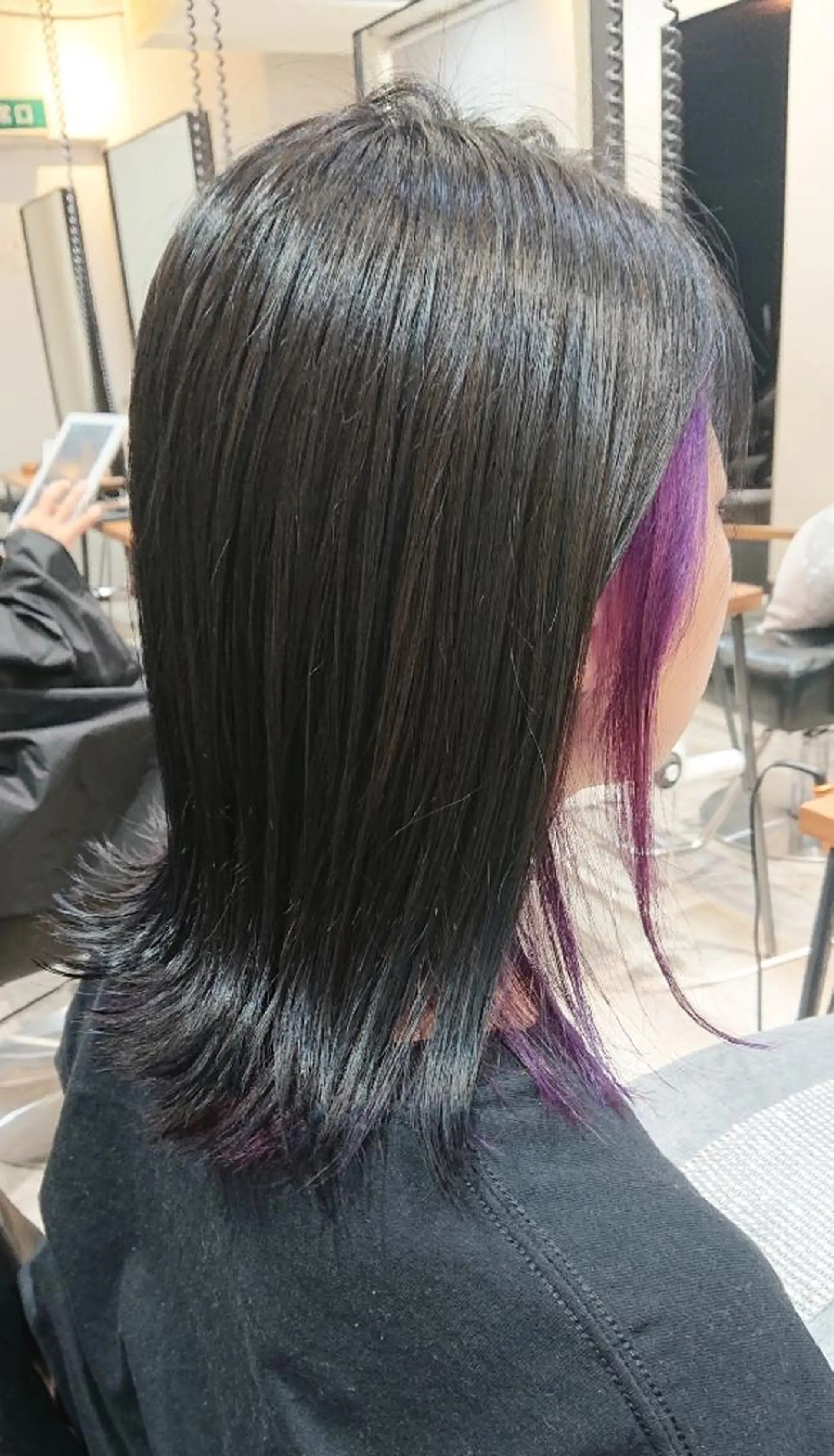 ミディアム カラー ラベンダーカラー パープルカラー 艶カラー/インナー /グラデ/大西小百合のヘアスタイル