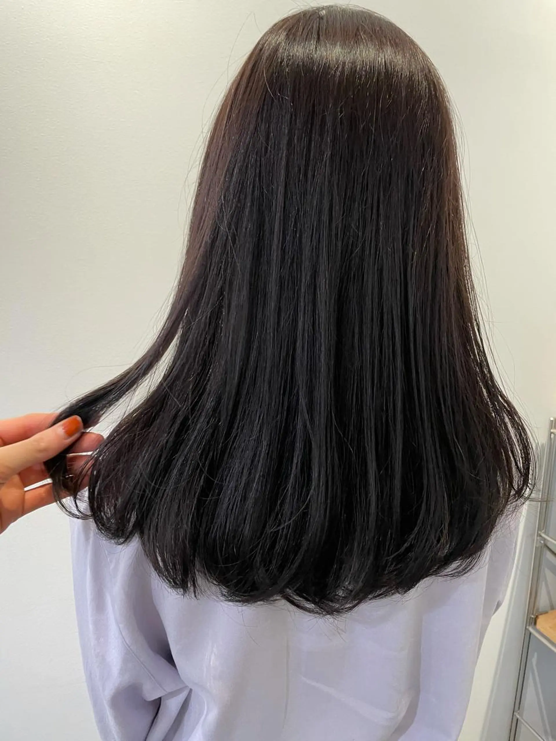 セミロング カラー 斉藤 瑞恵のヘアスタイル