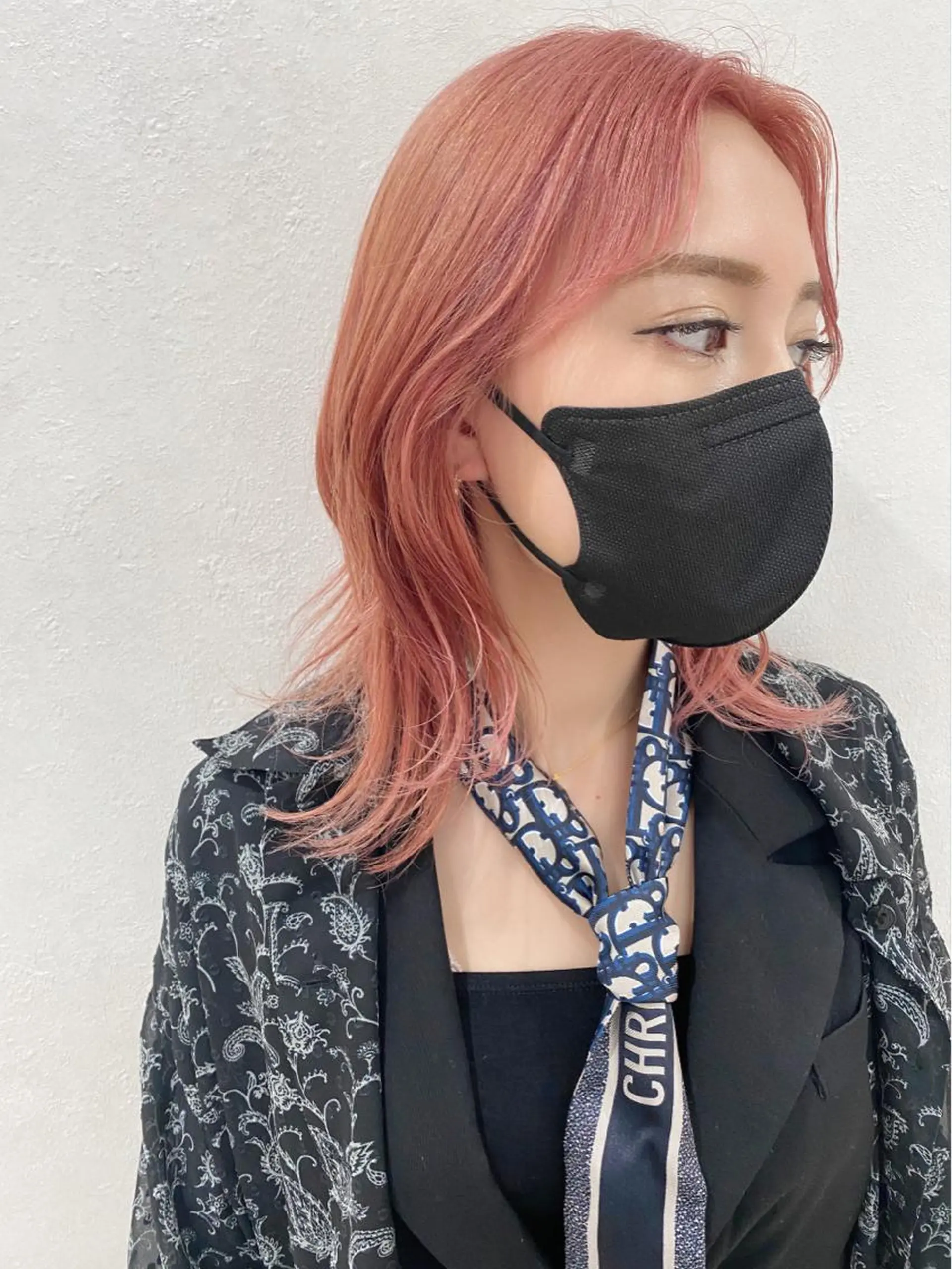 セミロング カラー ブリーチ 🌿縮毛矯正/ 髪質改善🌿コバヤシのヘアスタイル