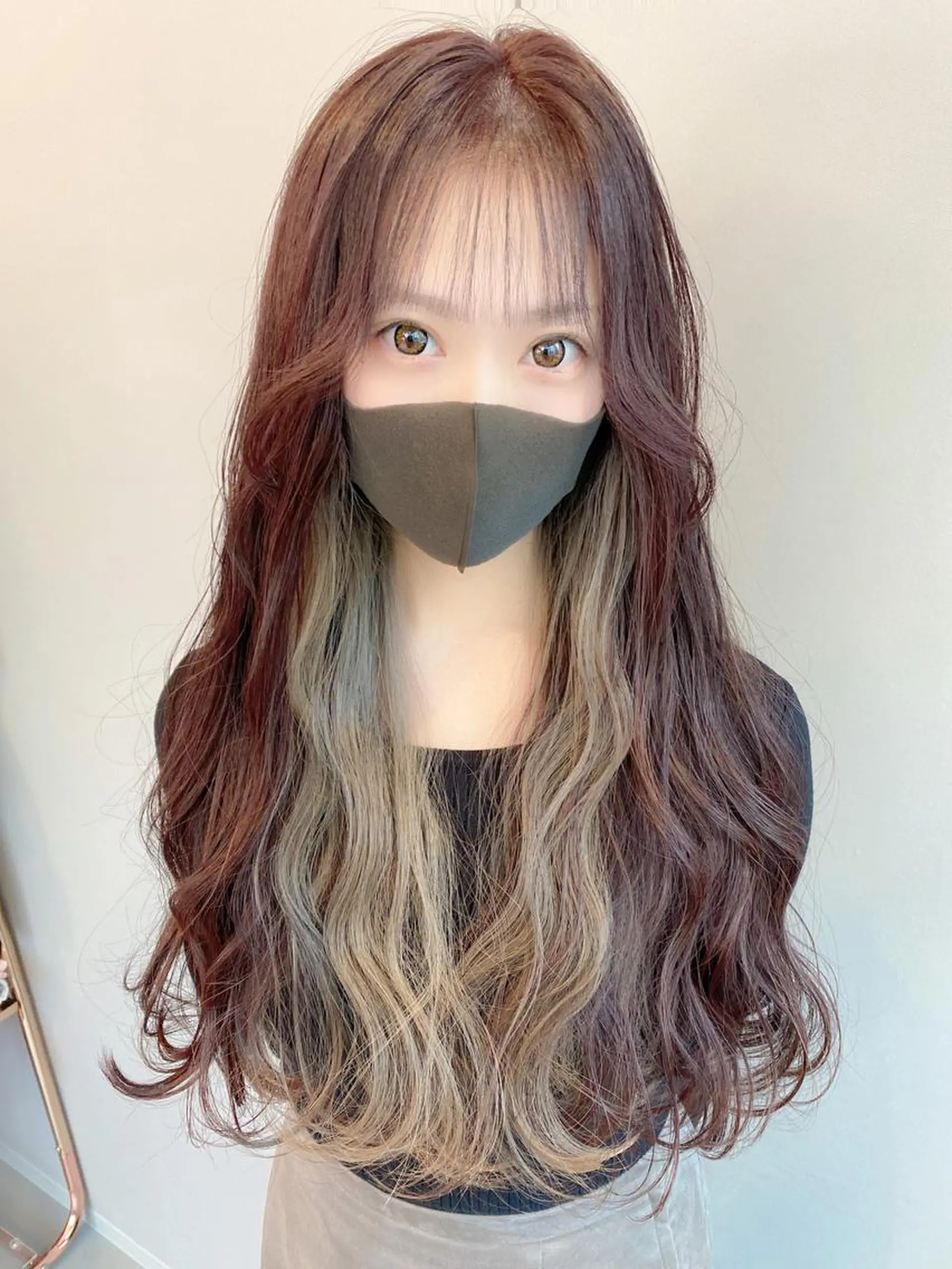 セミロング ヘアカラー MIRIM栄 野田航生のヘアスタイル