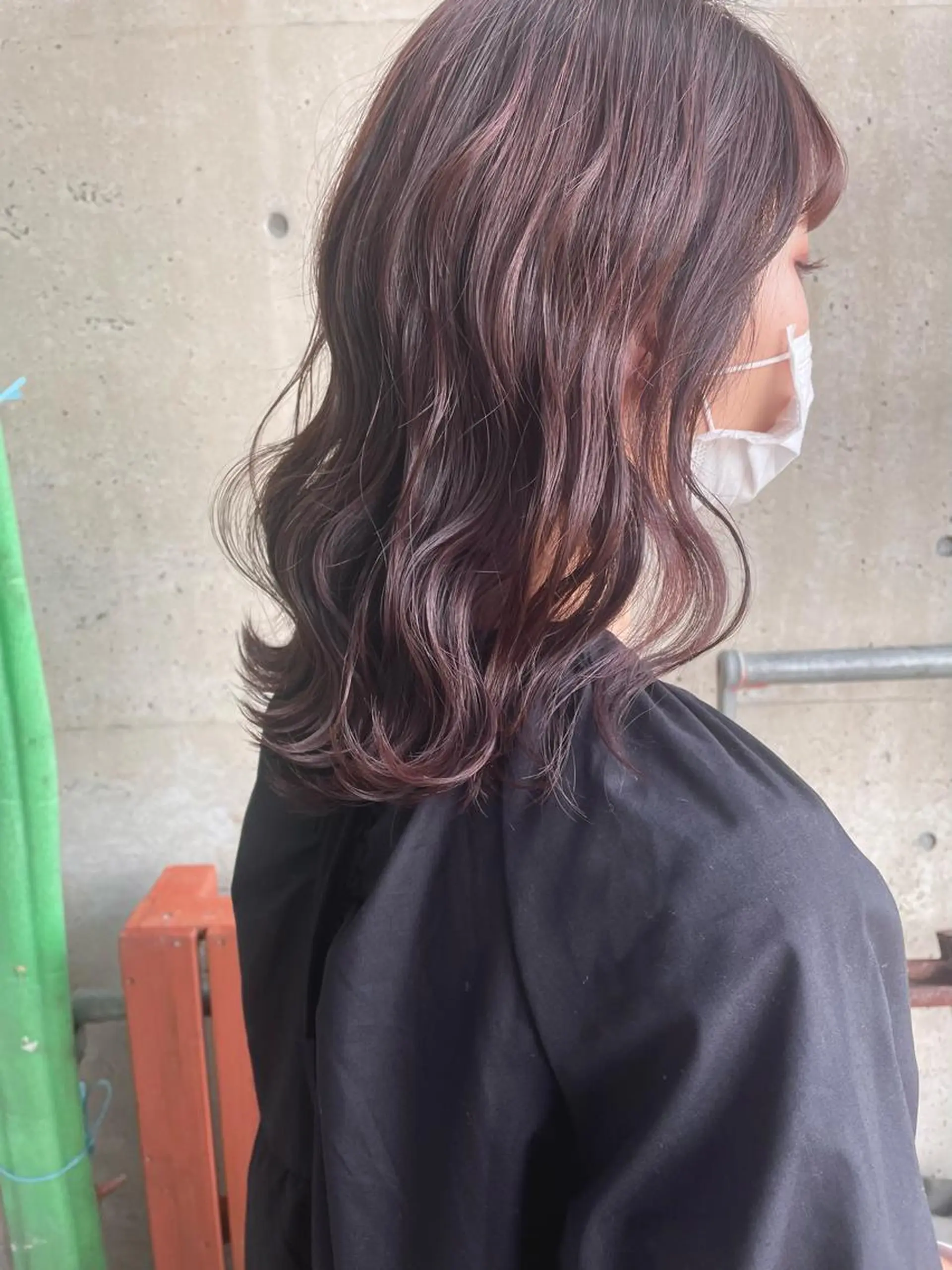 ミディアム カラー 日高 香織のヘアスタイル