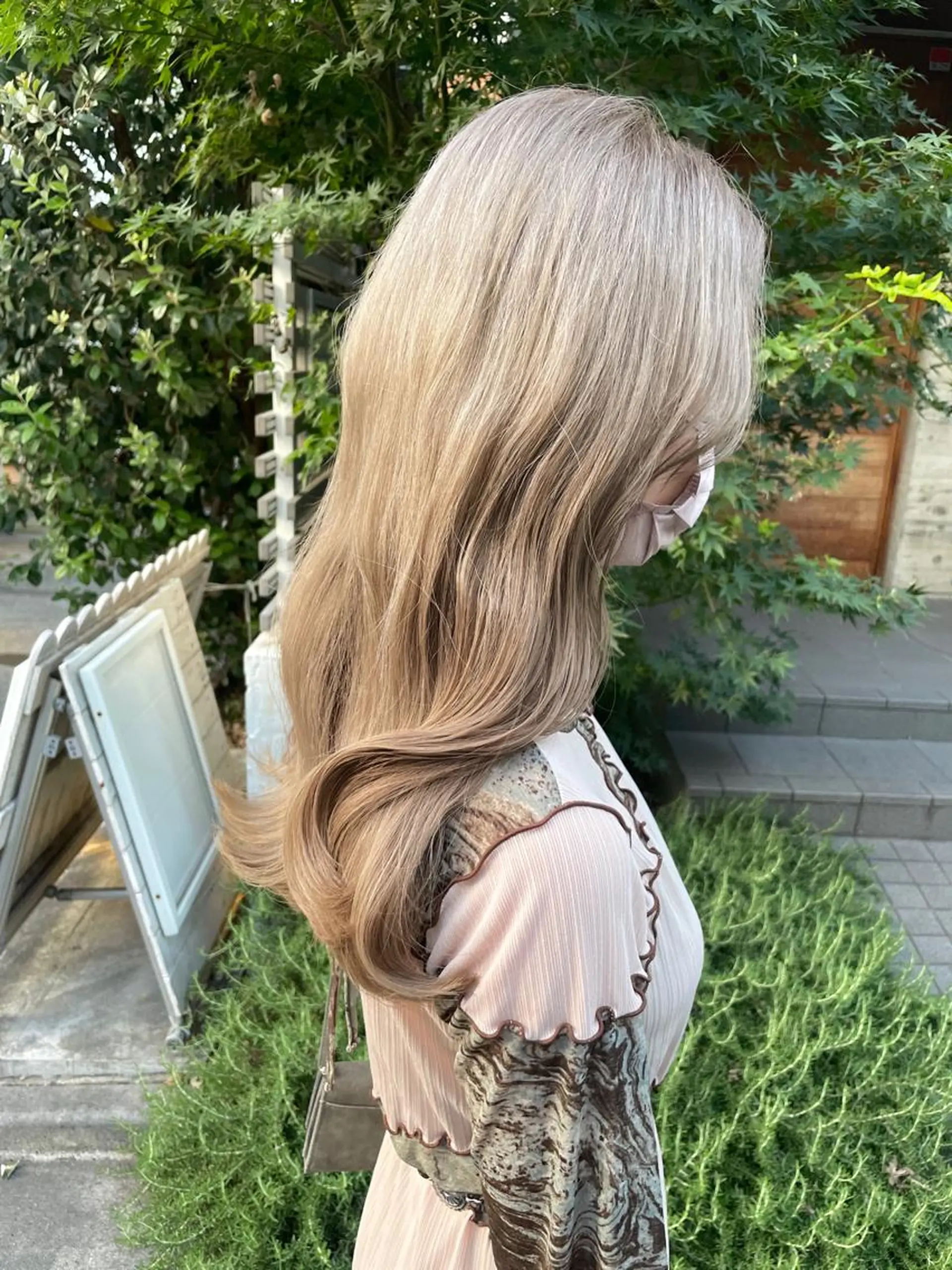 ロング カラー 顔周りカット 【オノザワリョウ】のヘアスタイル