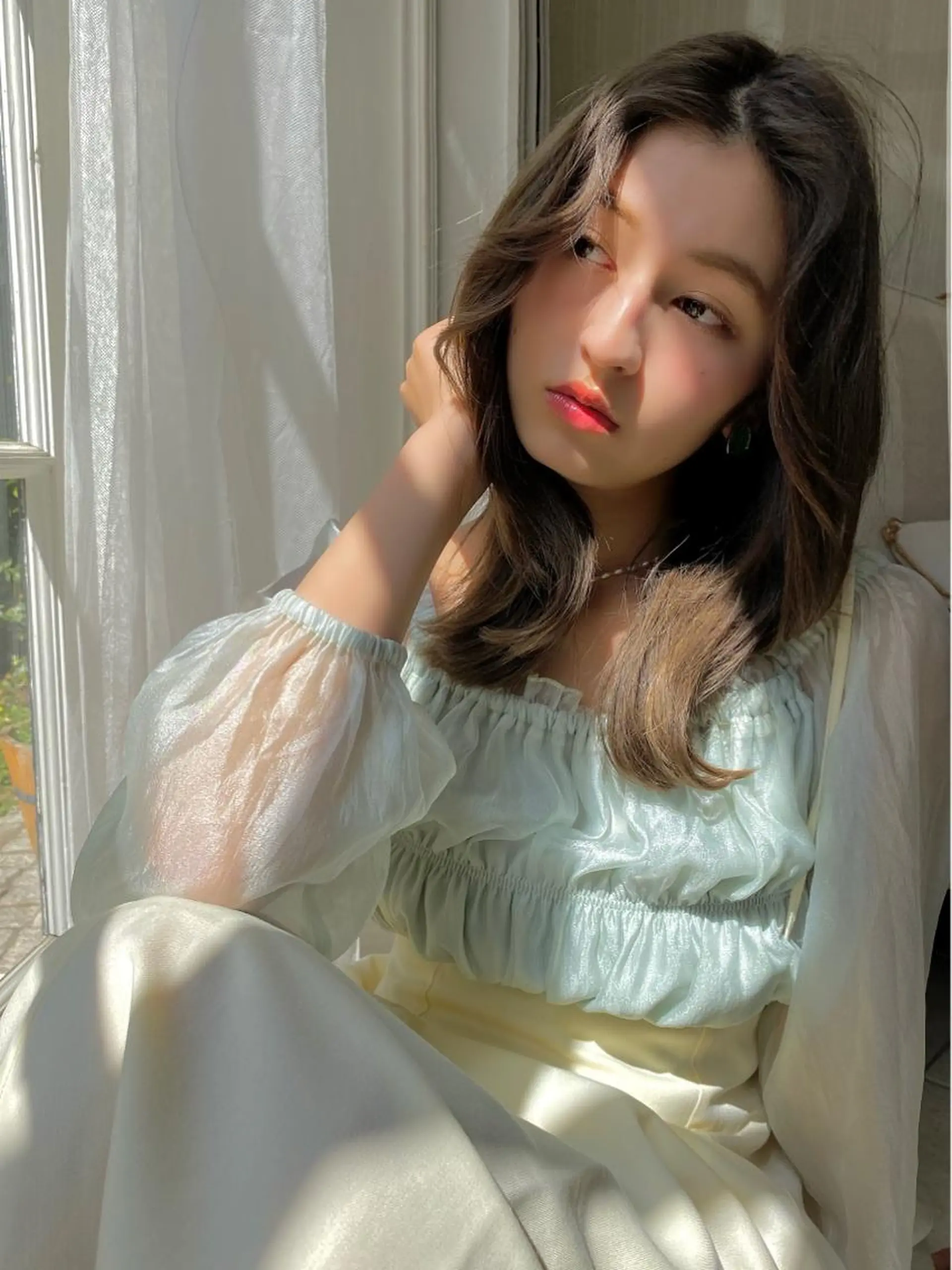 セミロング くびれヘア 韓国風ヘア くびれレイヤー レイヤーカット ♥️ボブ韓国風ヘア ♥️久保田夢美のヘアスタイル