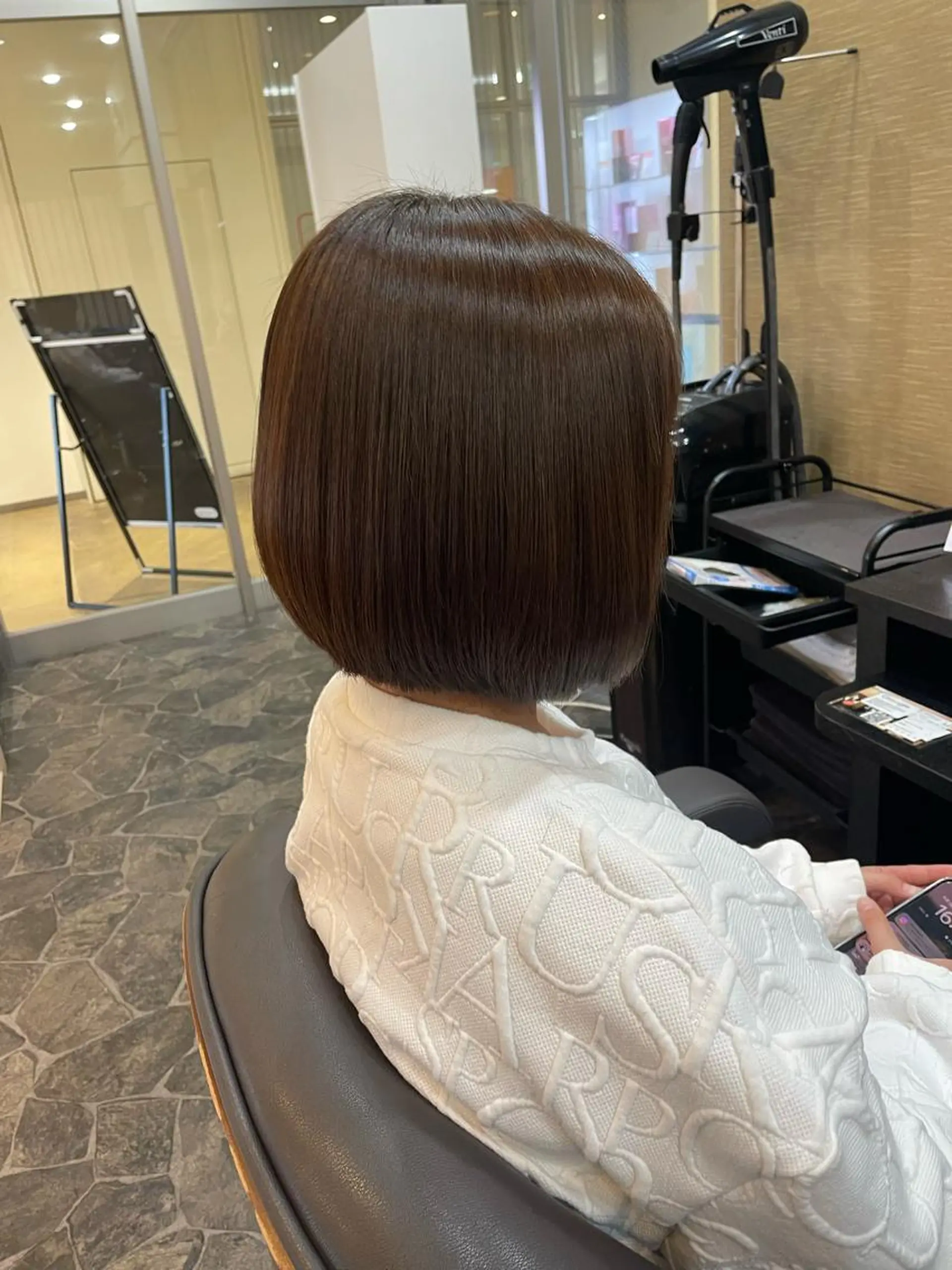 ミディアム 中尾 唯音名のヘアスタイル