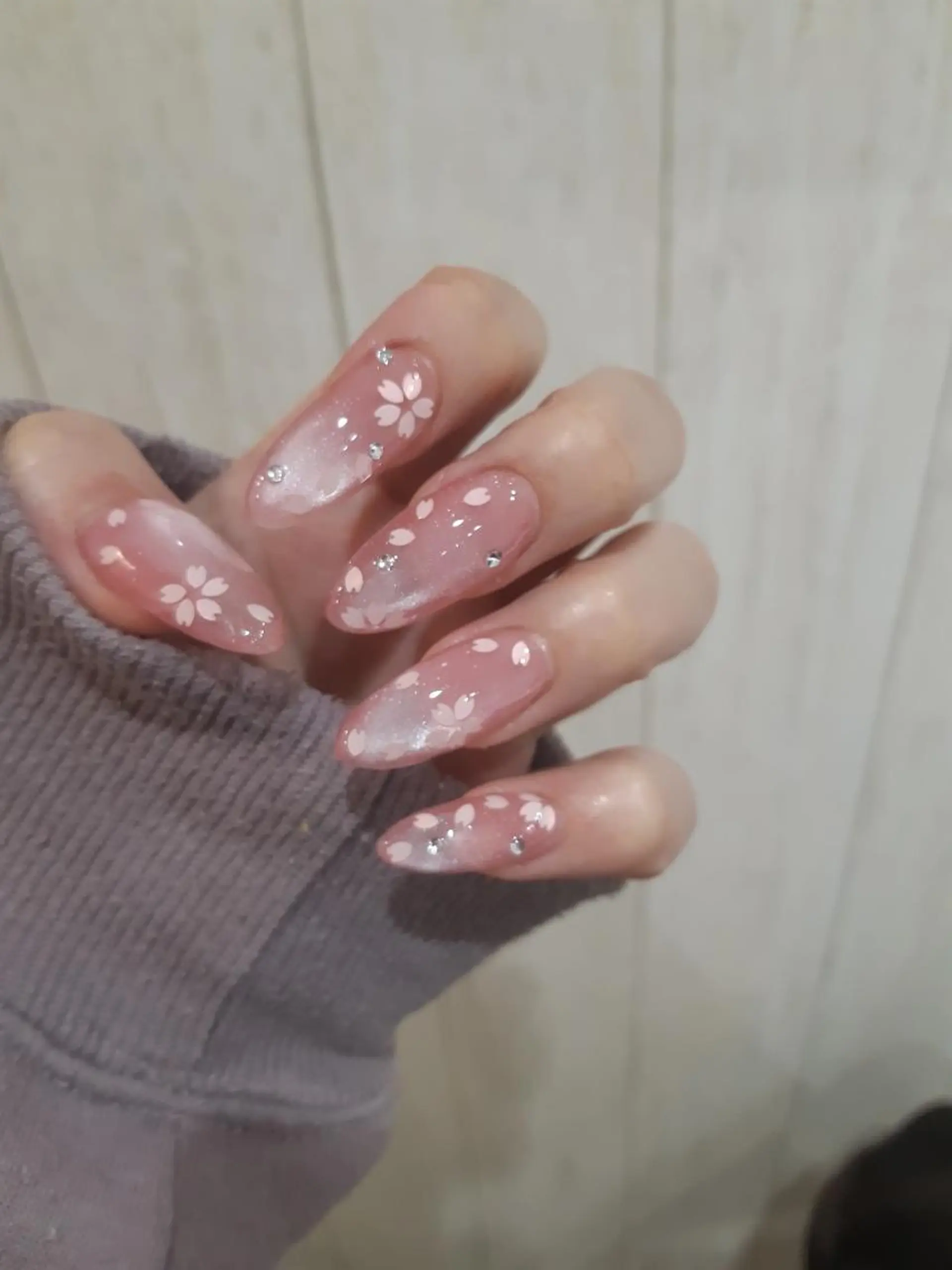 ネイル トップネイリスト Ribbon立川店のネイルデザイン