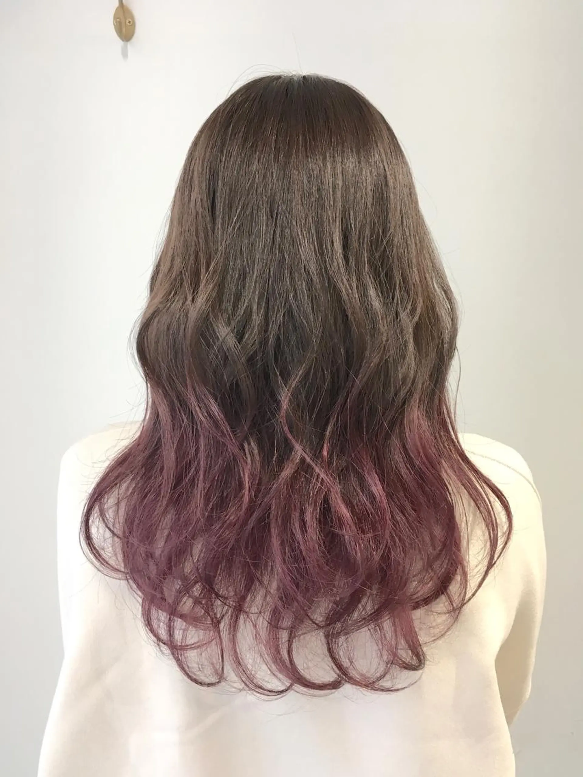 ロング カラー グラデーションカラー ピンクカラー ヘアカラー トリートメント ヘアセット yoshi ☆のヘアスタイル