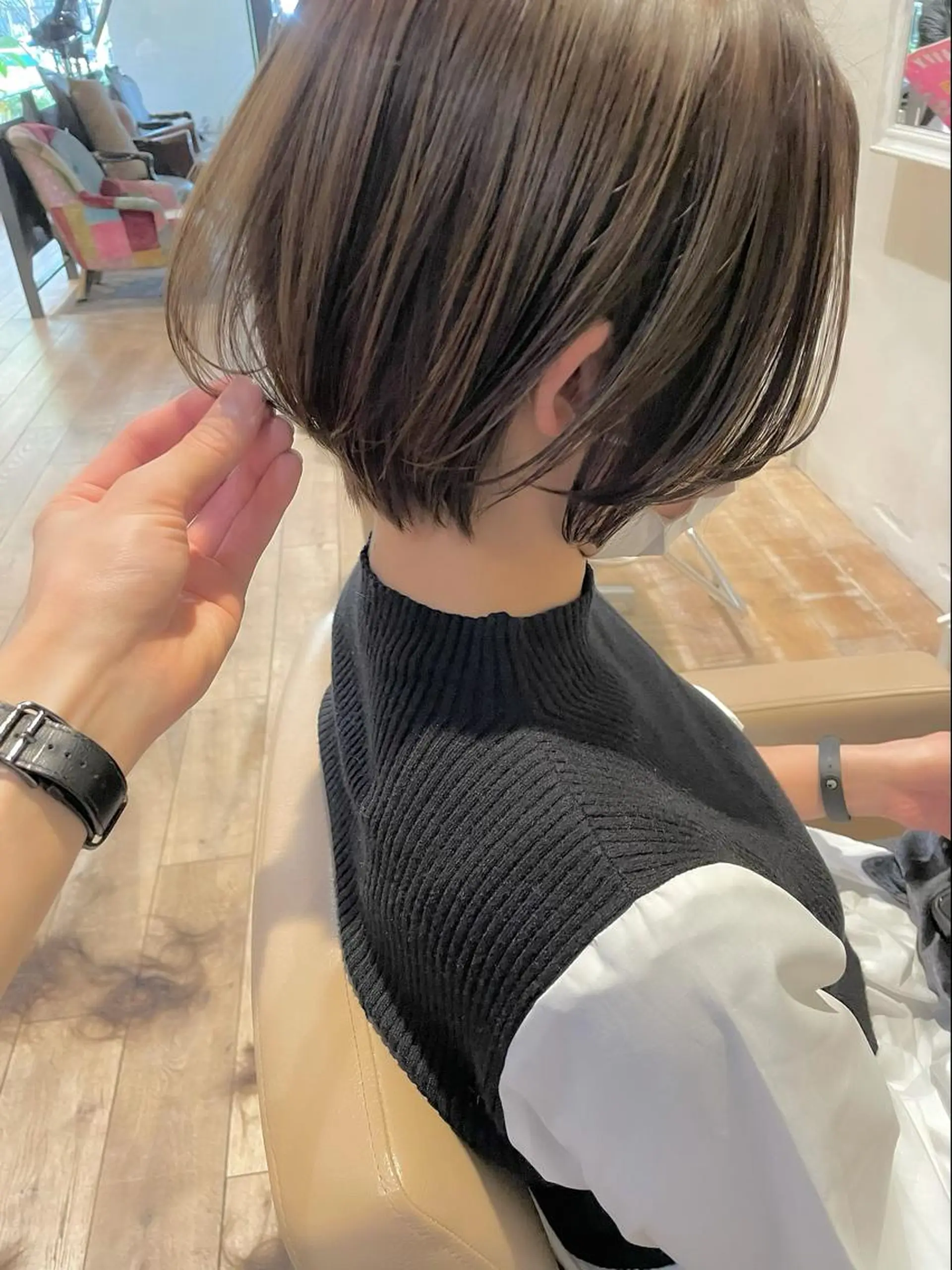 ショート ショート ボブ 梅田 木戸健人のヘアスタイル