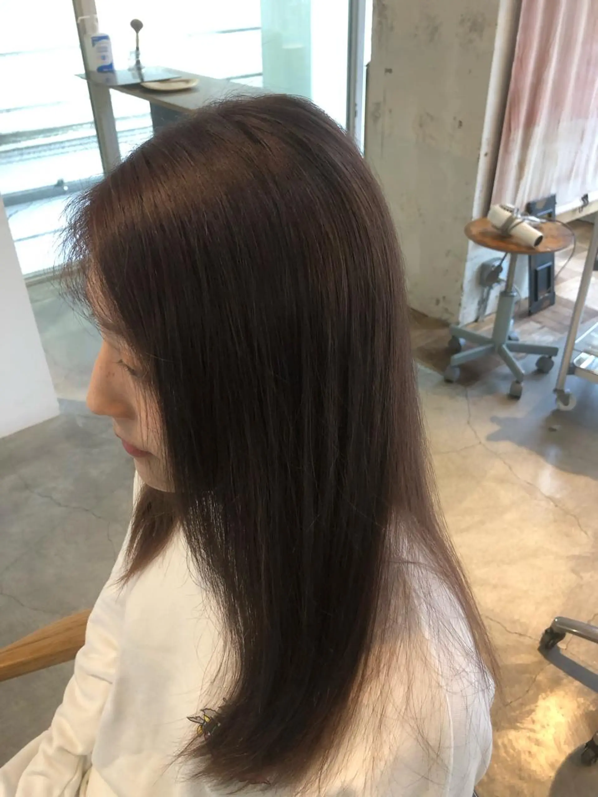 カラー 竹内 絢香のヘアスタイル