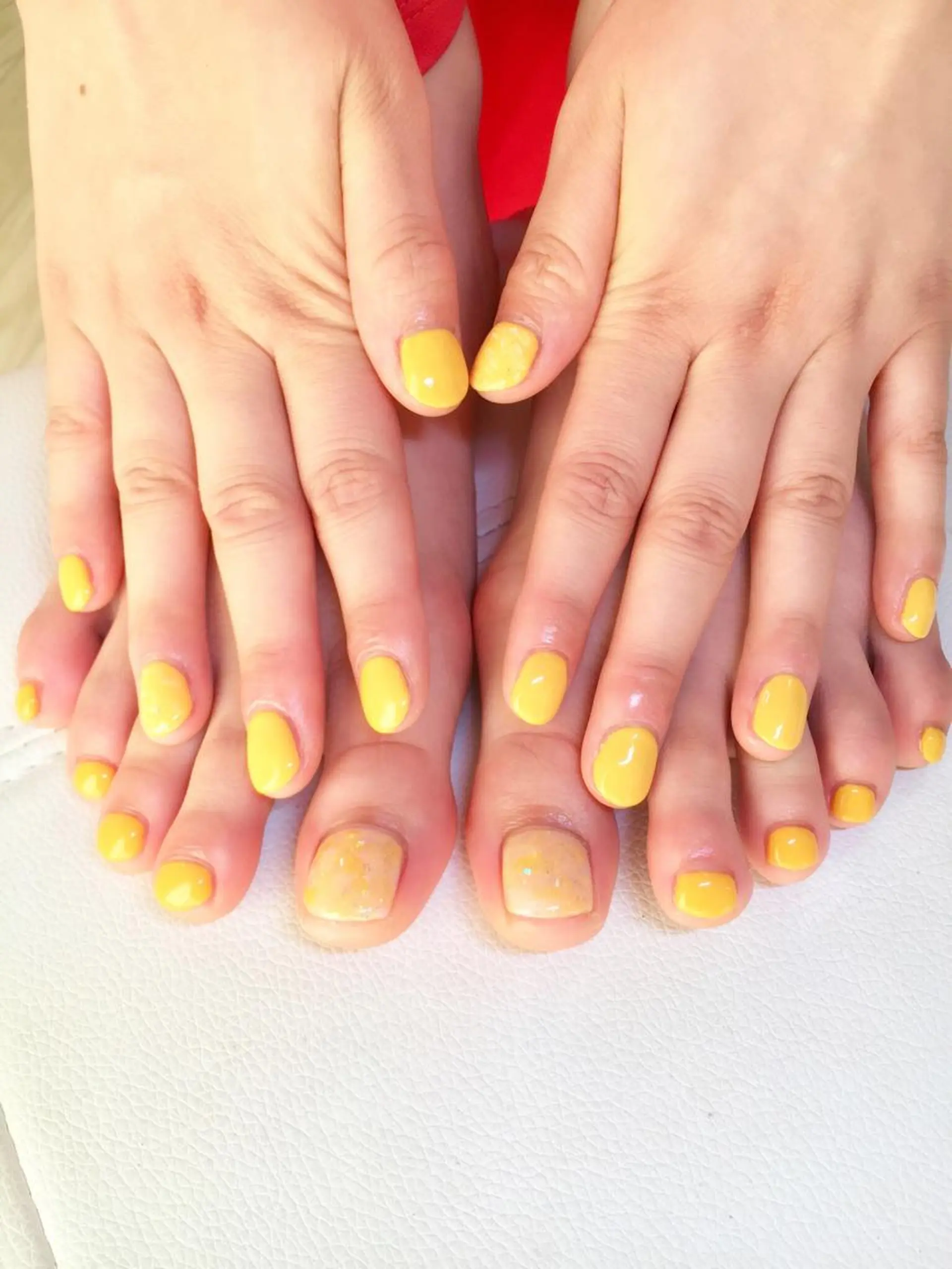 ネイル フットネイル ジェルネイル おそろいネイル ミラーネイル パラジェル clover nailのネイルデザイン