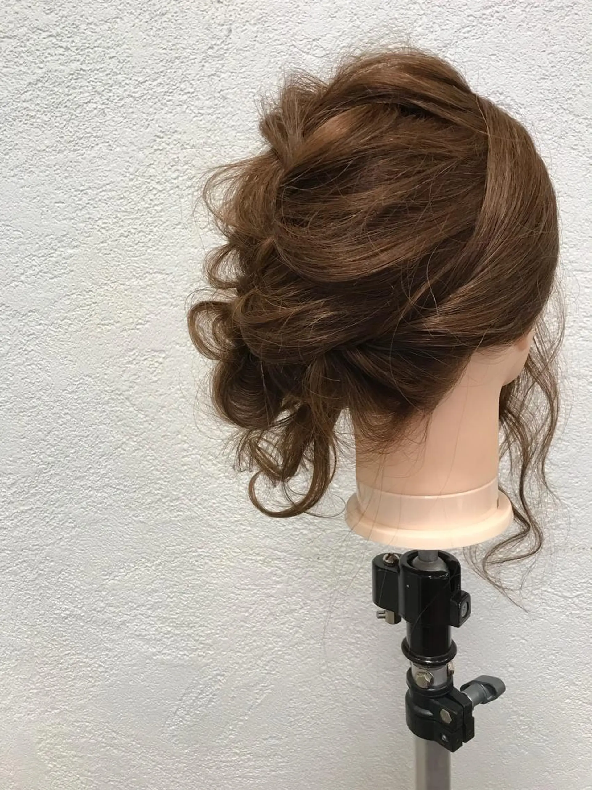 ヘアアレンジ 三つ編み 簡単アレンジ デザインカラー🌈 高木リョウのヘアスタイル