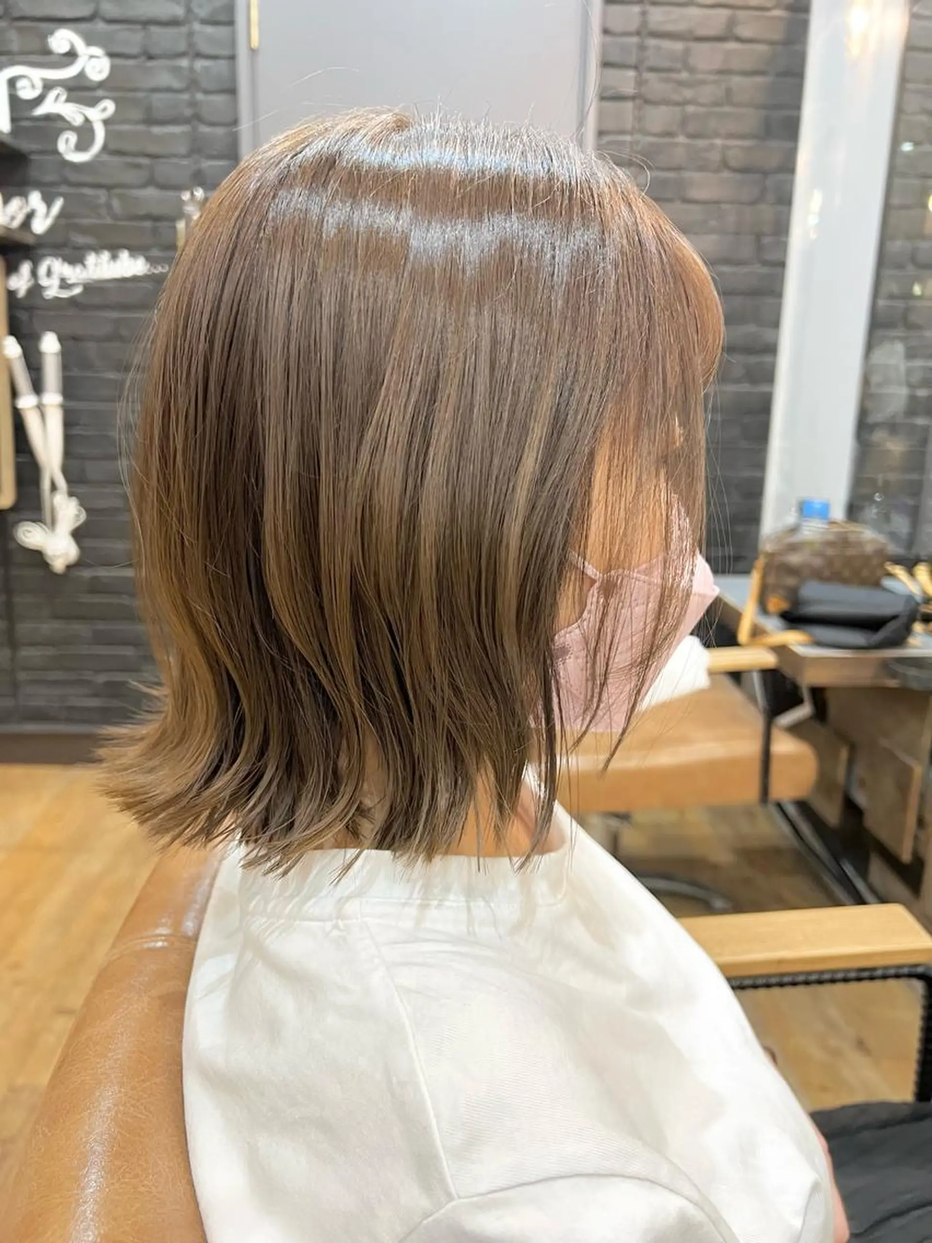 ミディアム カラー ボブ レイヤーカット 外ハネヘア SHIAN 八王子 🦋小林 美羅🦋のヘアスタイル
