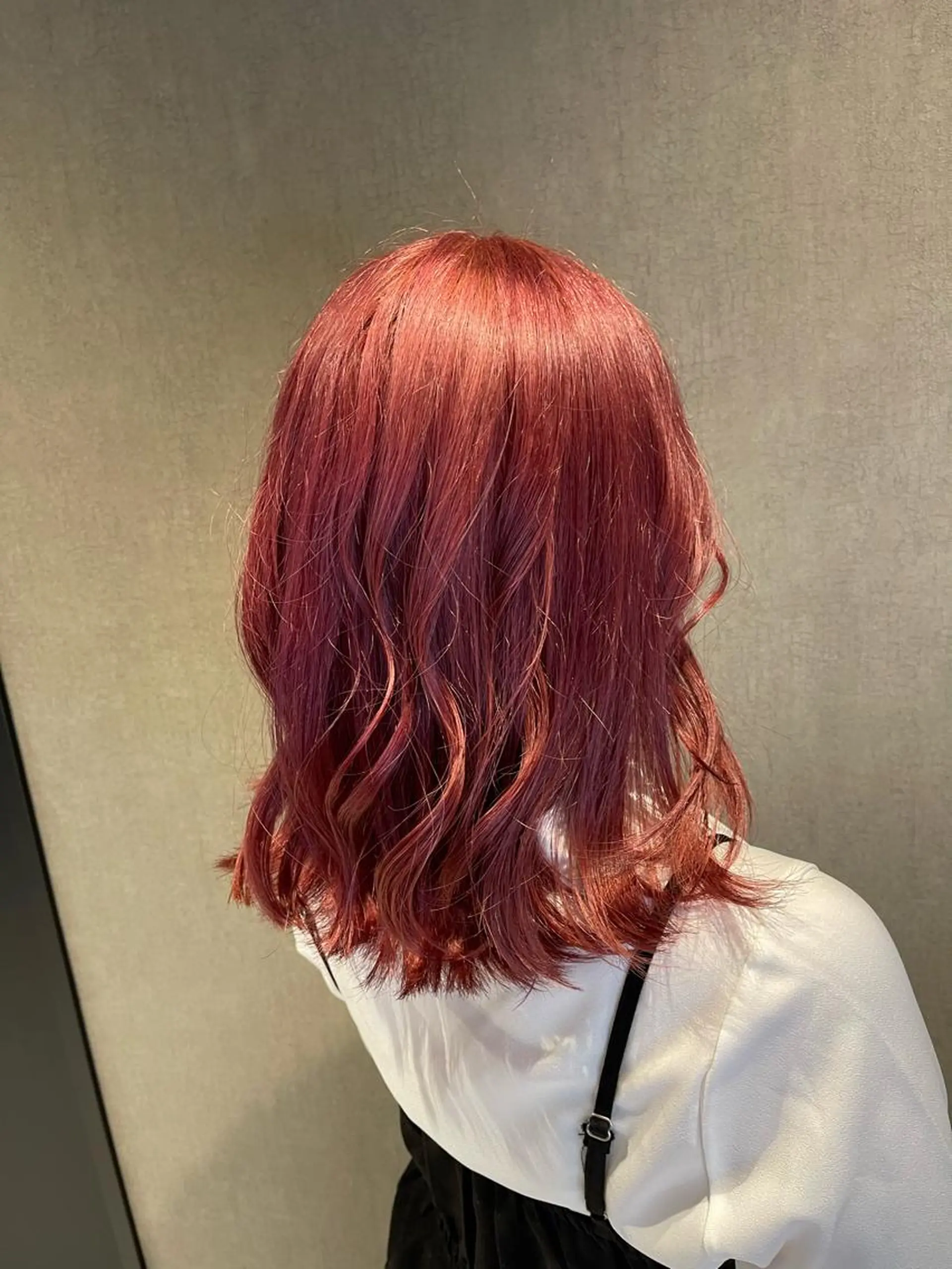 ミディアム カラー ベージュカラー ピンクカラー ピンクベージュ カット ヘアカラー 透明感カラー/艶髪/ エクステ/HIROのヘアスタイル