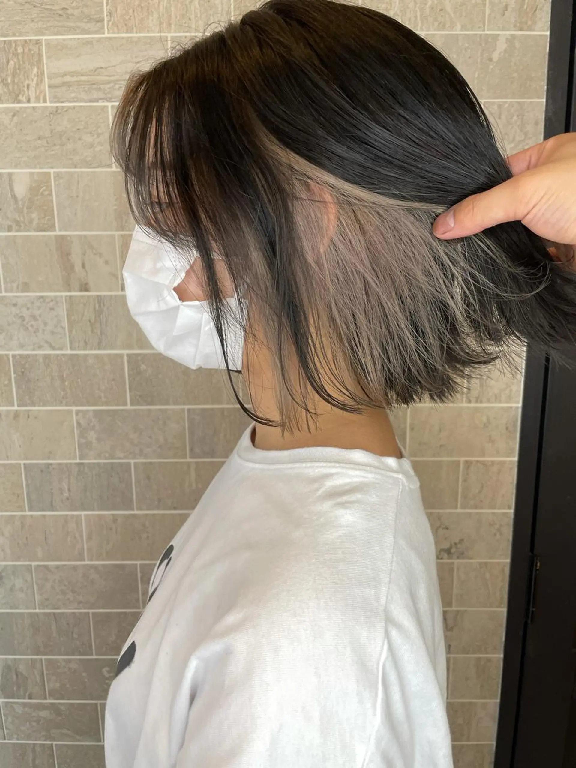 ミディアム ブリーチ毛矯正.髪質 改善.髪にドラマをのヘアスタイル