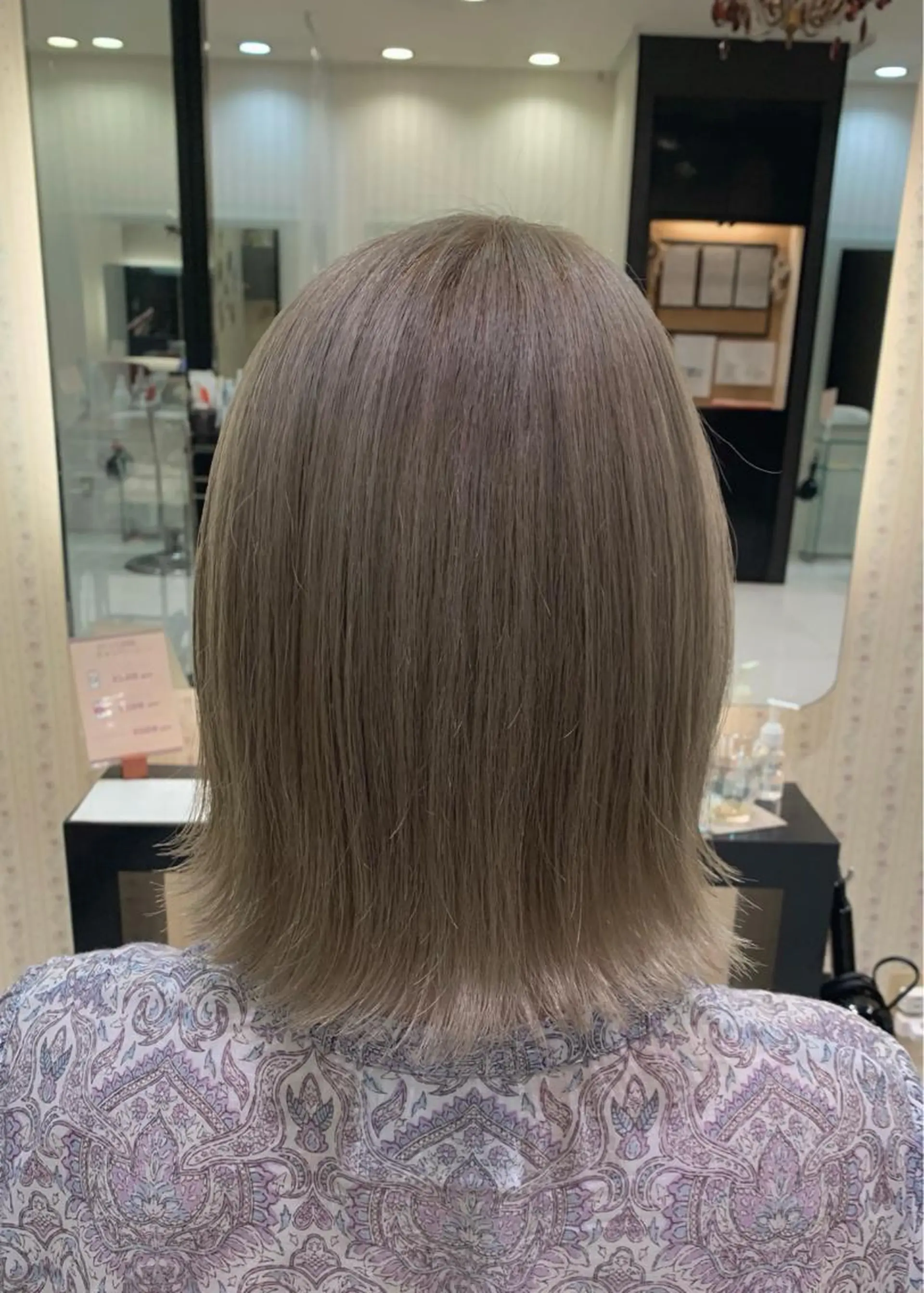 カラー 川﨑 真歩のヘアスタイル