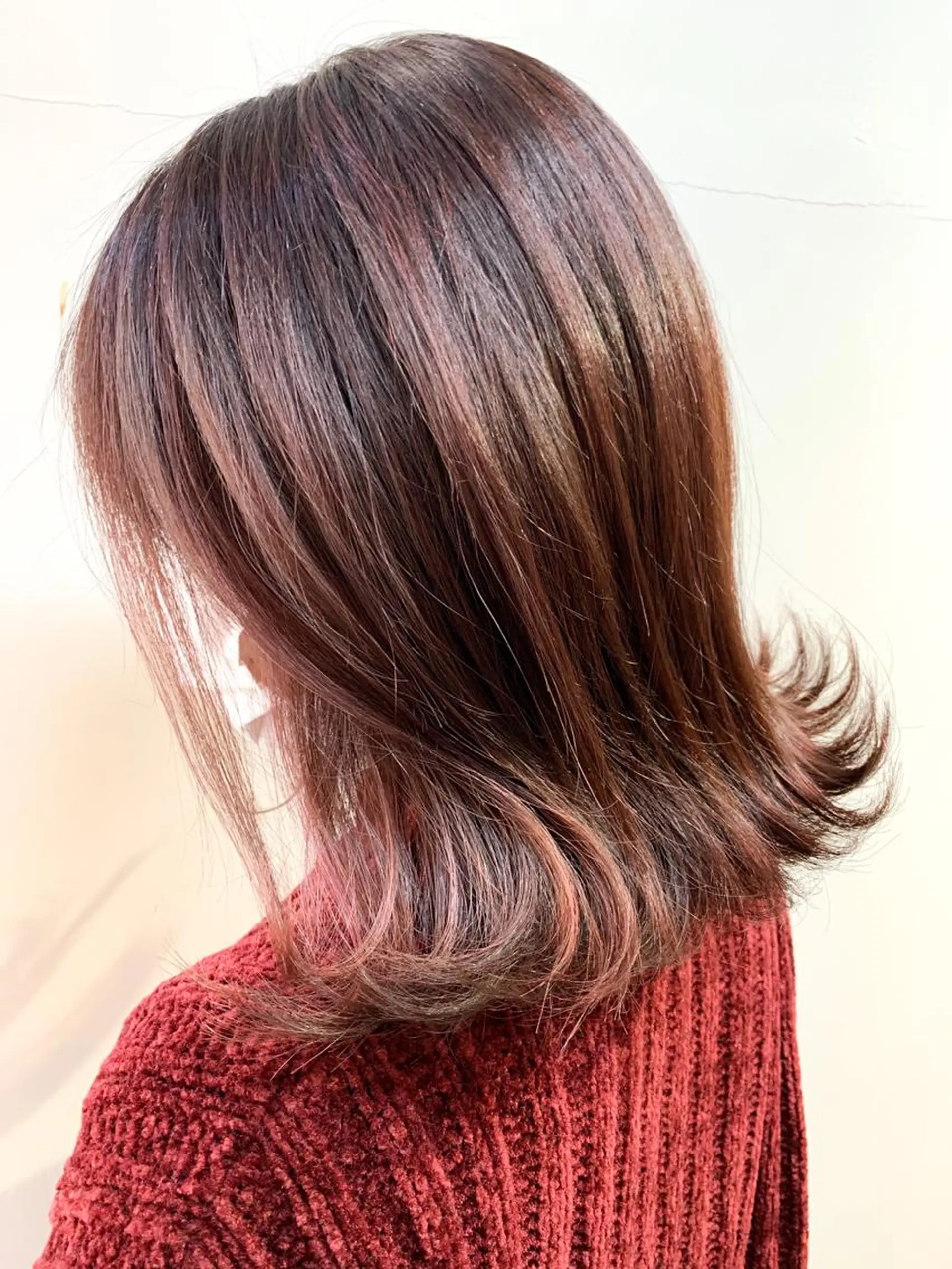 セミロング カラー ハイライトカラー ピンクカラー ハイライト ブリーチなしカラー 🌿脇黒丸 彩のヘアスタイル