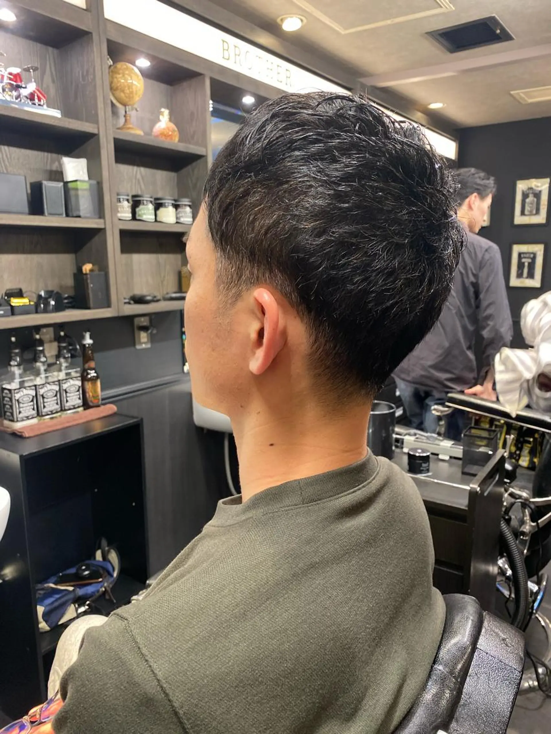ショート メンズ ビジネス AKI ーのヘアスタイル
