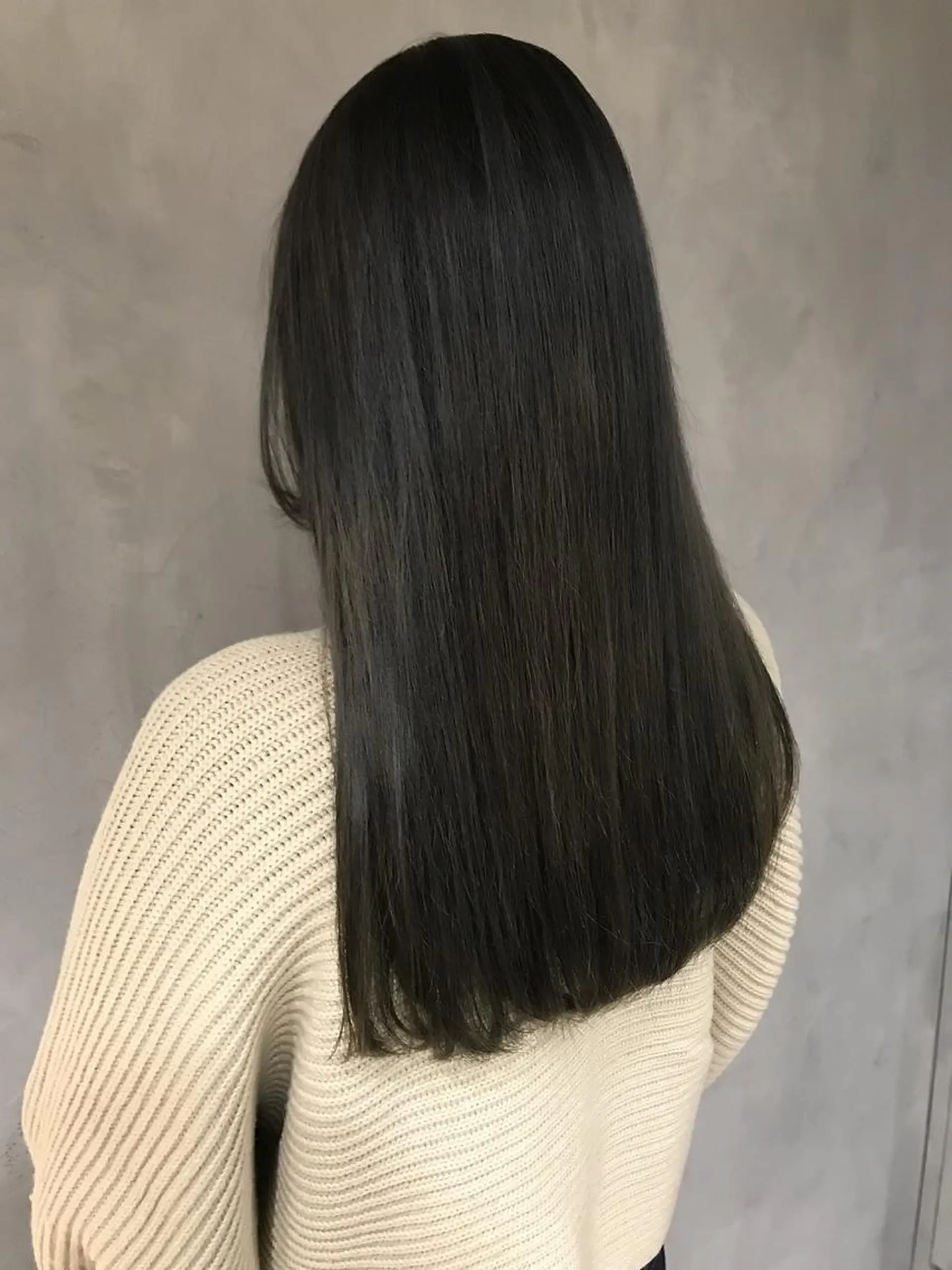 ロング 縮毛矯正 emi natukiのヘアスタイル