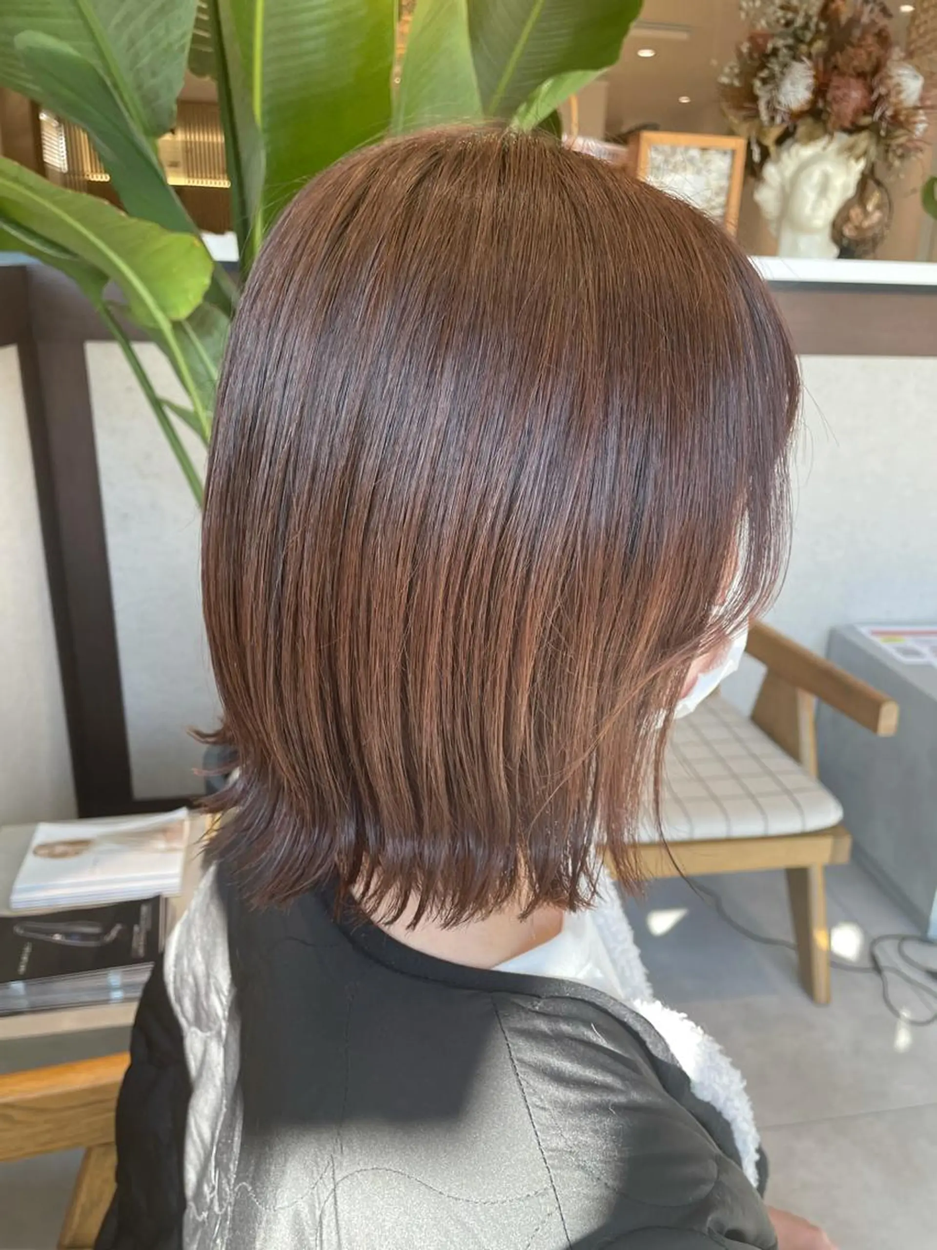 ショート オレンジブラウン 外ハネヘア カット ヘアカラー 高木 櫻のヘアスタイル