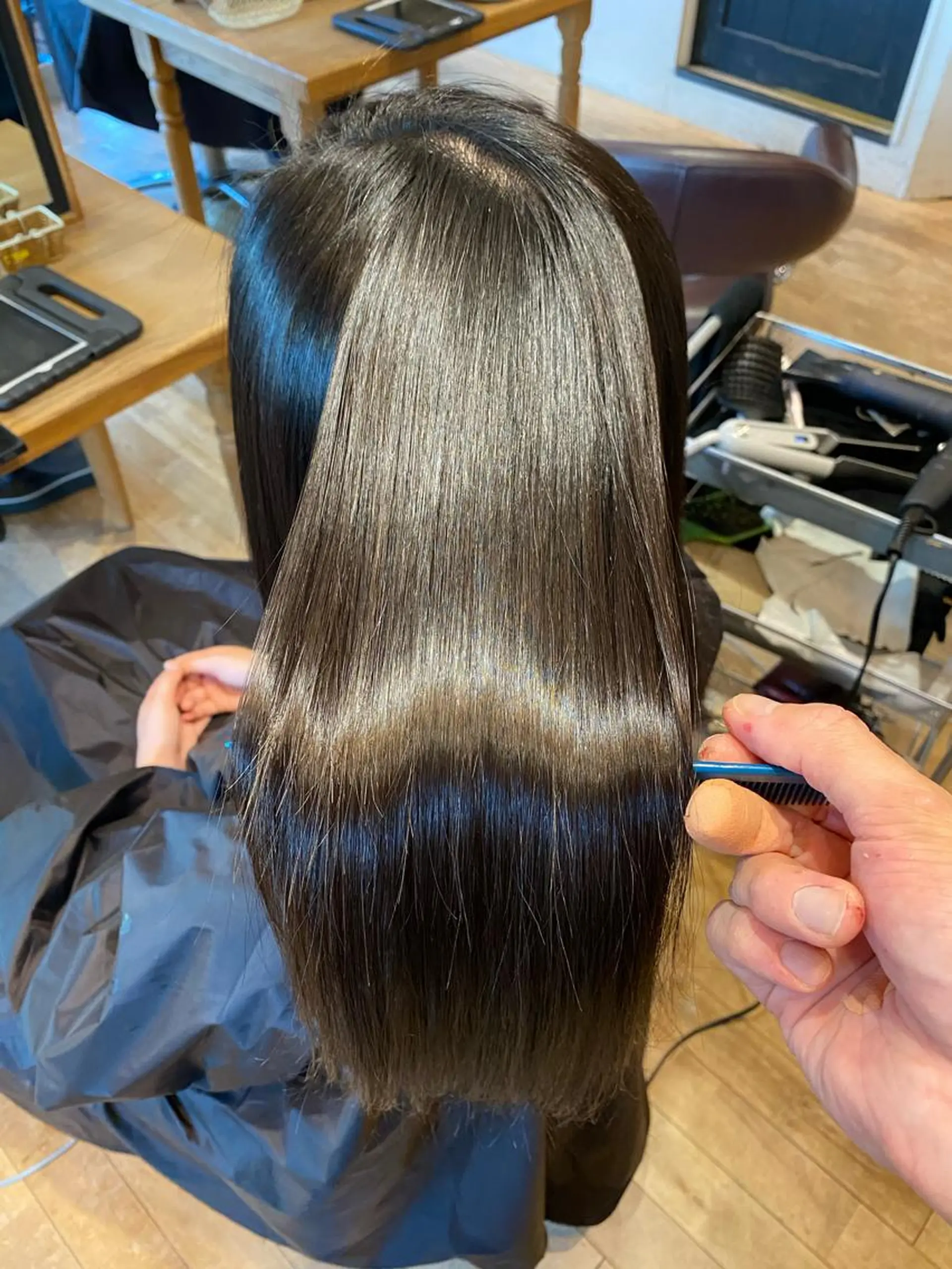 ロング 伊藤 光成のヘアスタイル