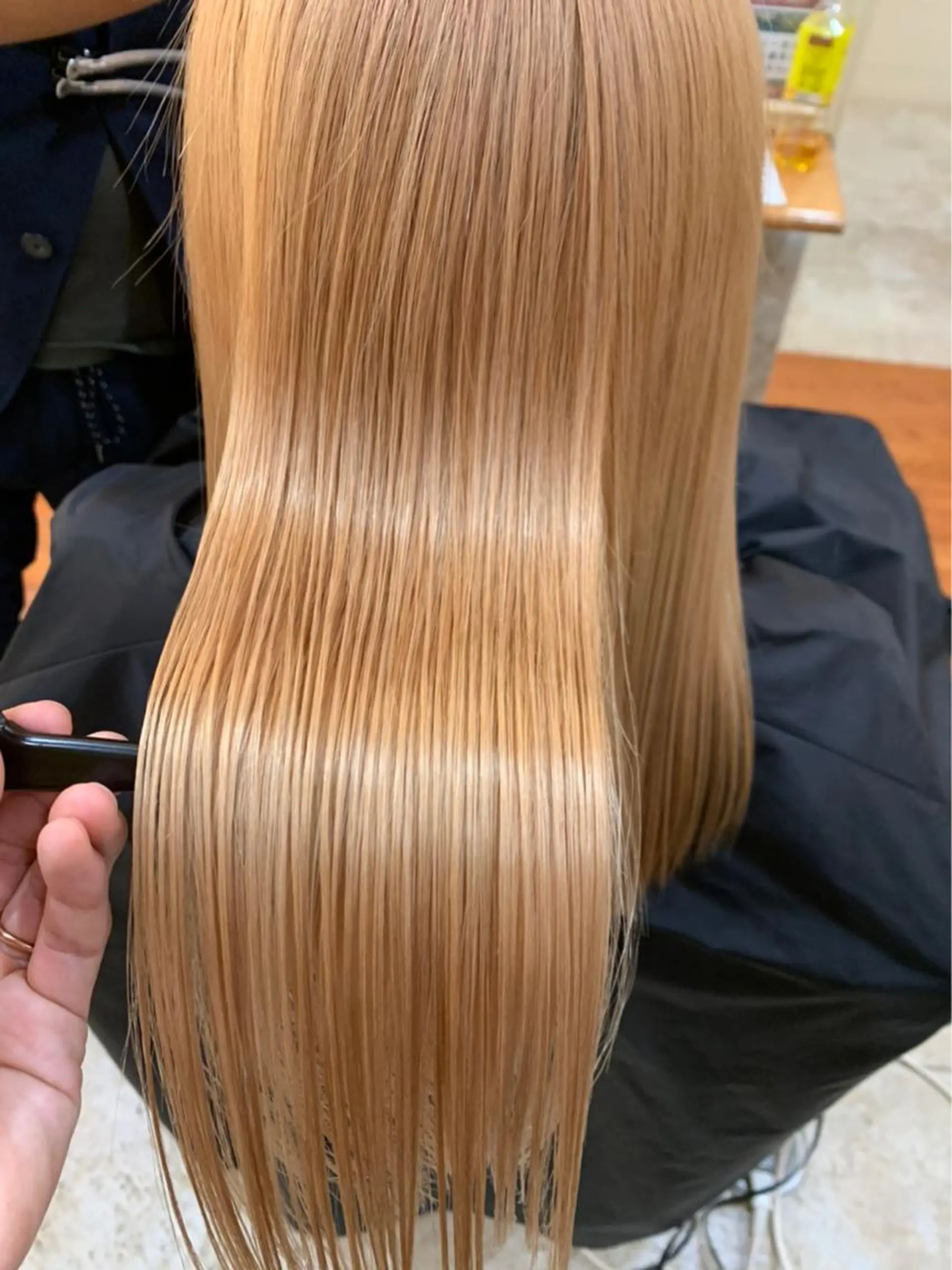 カラー ブリーチ 土居 正季のヘアスタイル