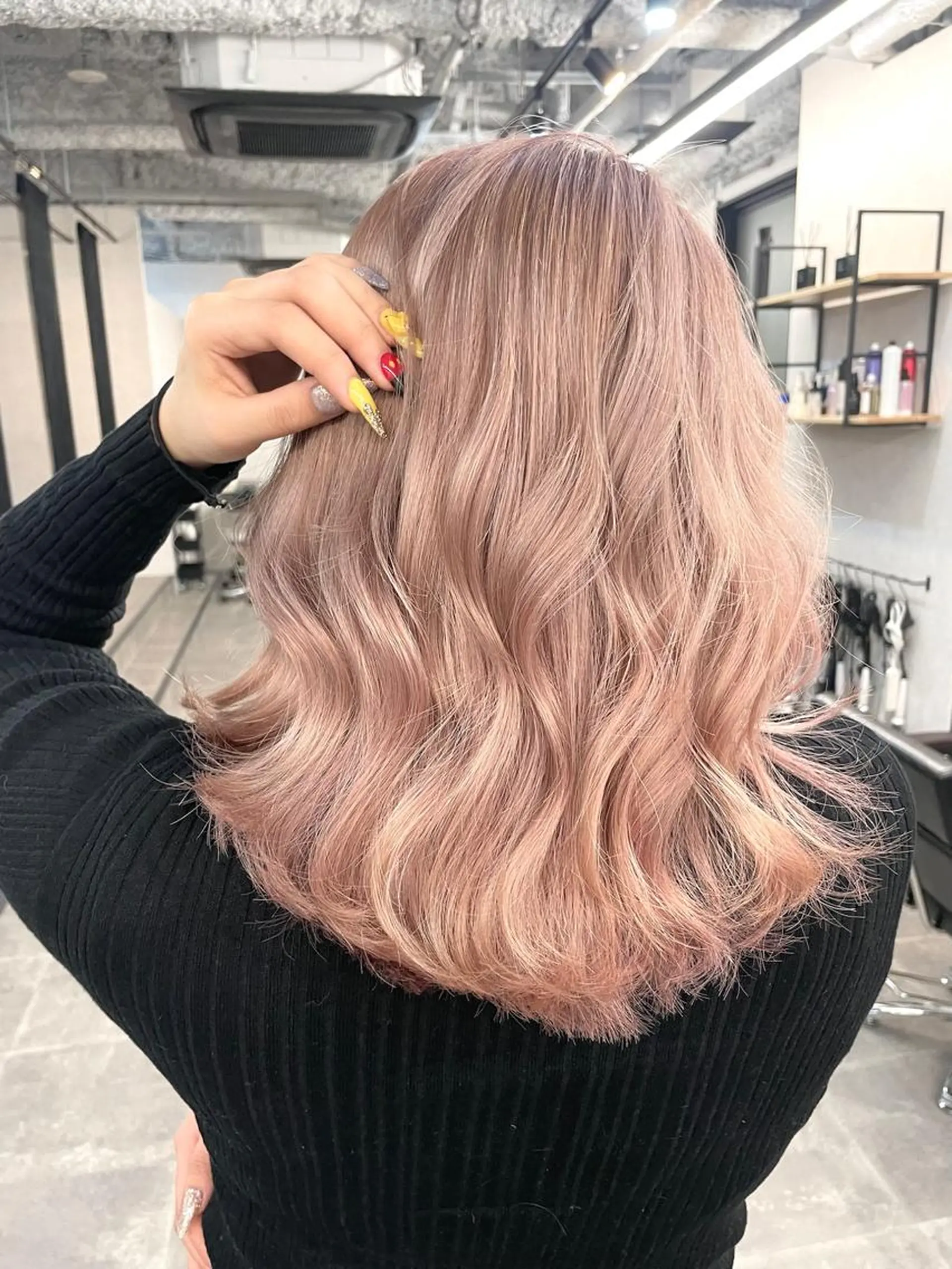 セミロング Aika 🖤のヘアスタイル