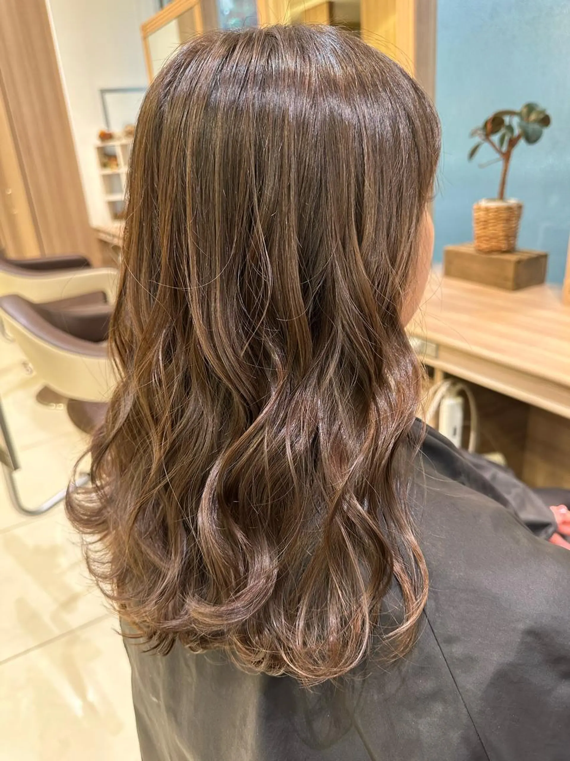 ロング カラー 島袋 ナオユキのヘアスタイル