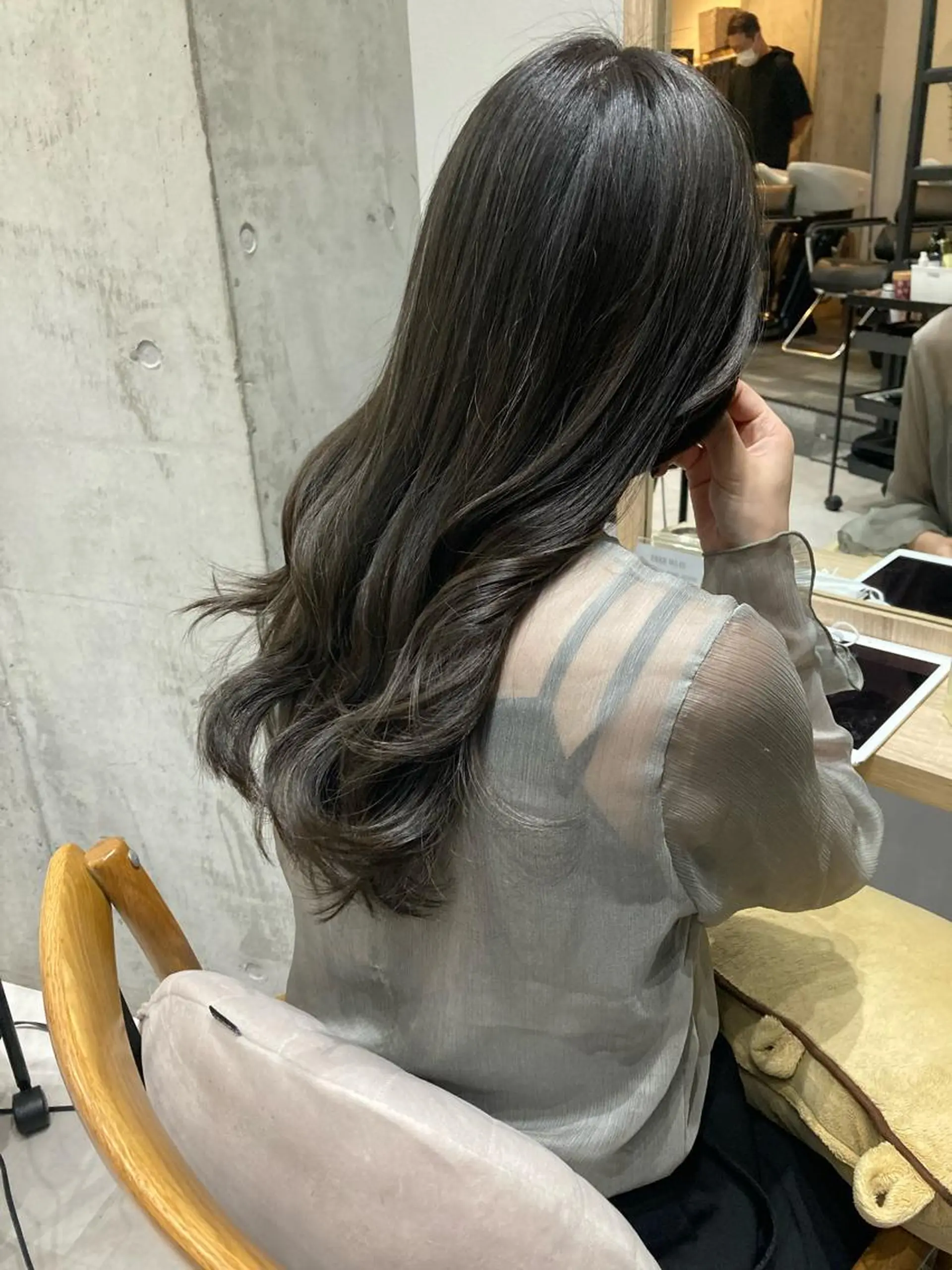 ロング ヘアカラー トリートメント ✨色持ちの良い艶 カラー✨蟹江真世のヘアスタイル