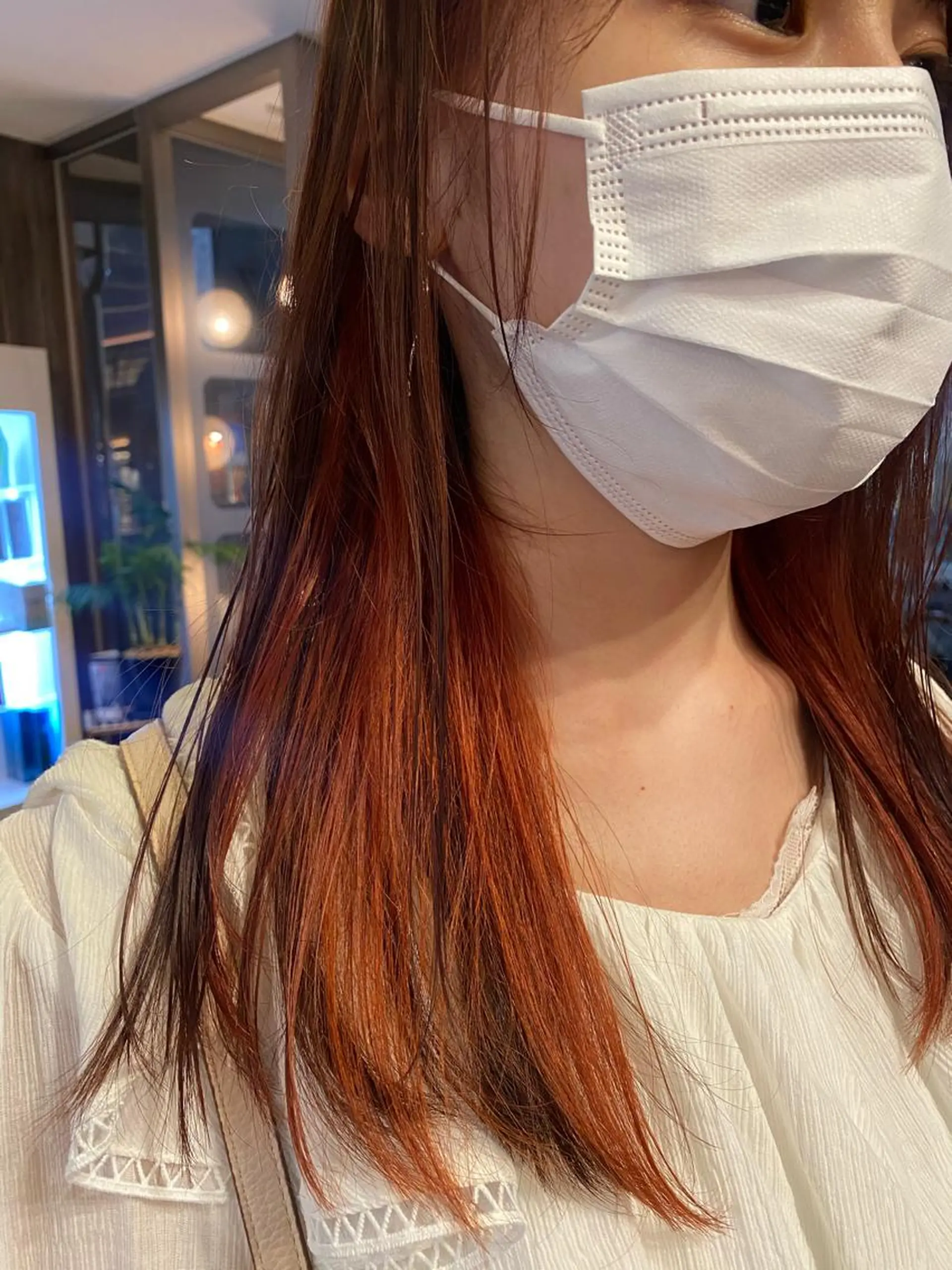 セミロング カラー パーマ ヘアアレンジ メンズ キッズ ネイル mana 暖色カラーカットのヘアスタイル