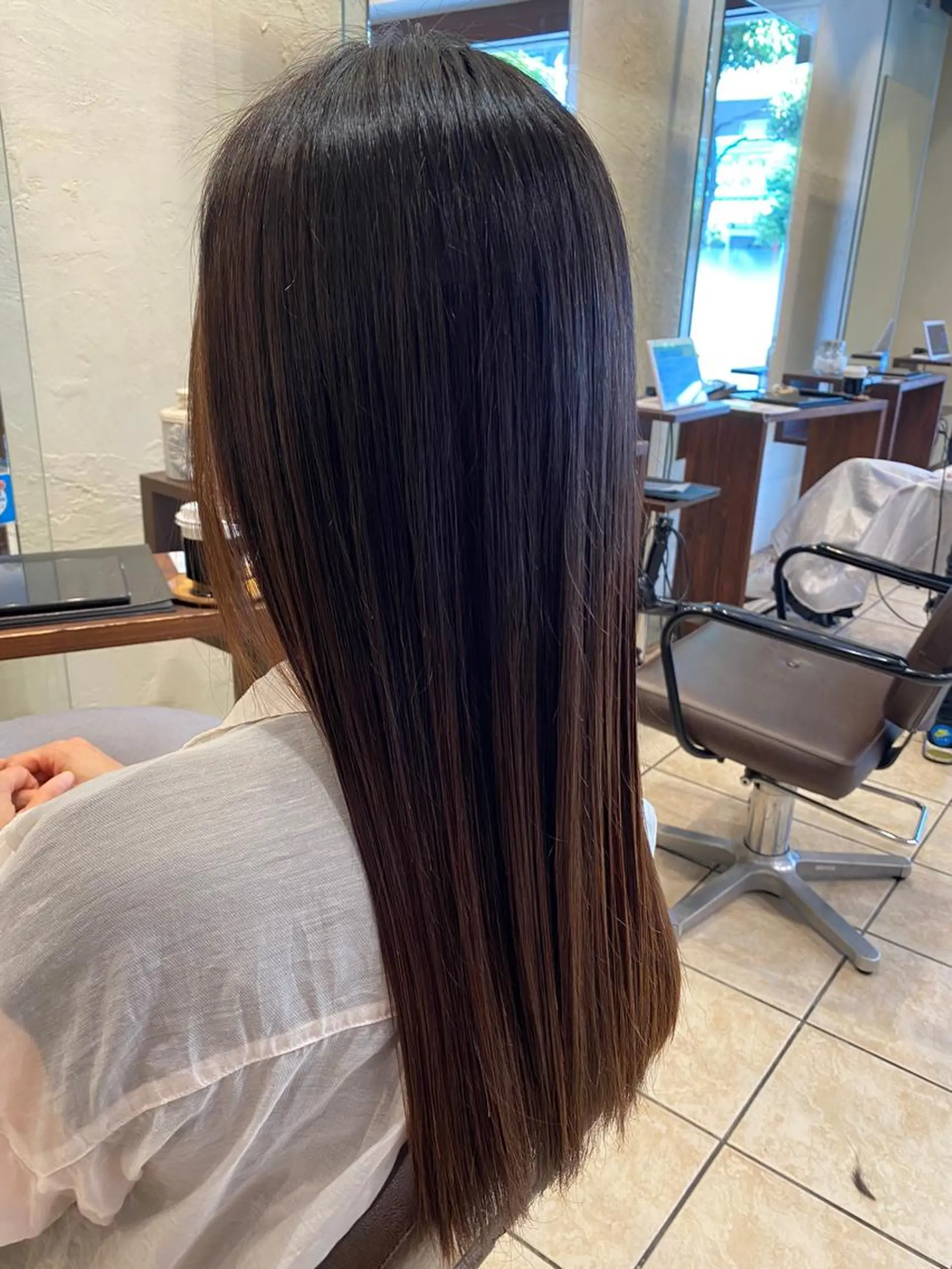 ロング 髪質改善/艶髪 ミトモリシュウトのヘアスタイル