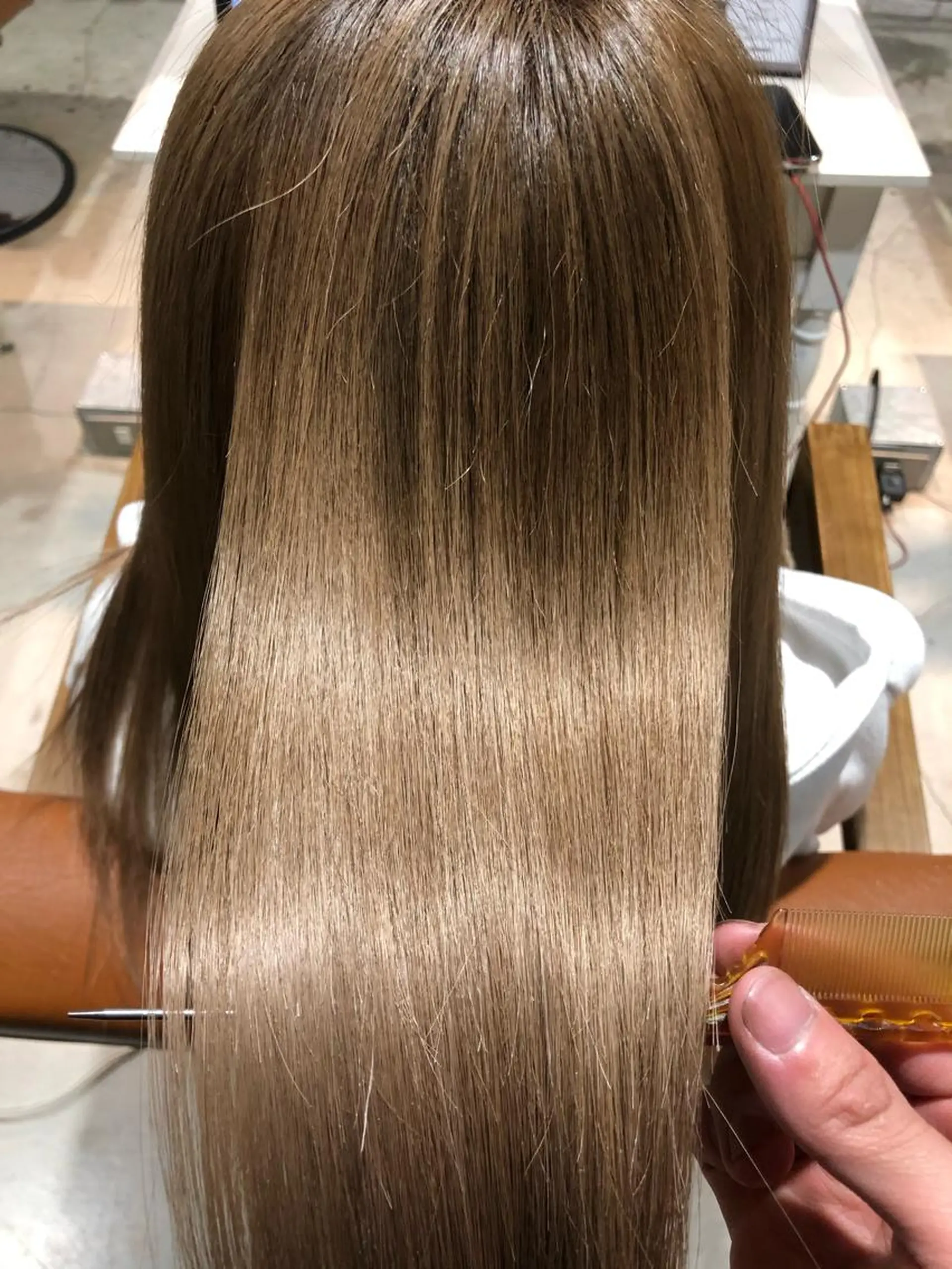 ロング 髪質改善韓国レイヤー カット内田智大のヘアスタイル