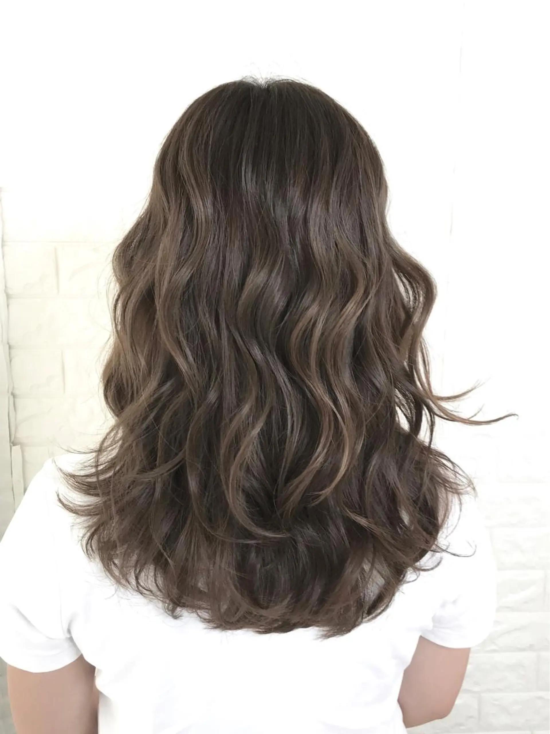 セミロング カラー 透明感カラー ハイライトカラー イルミナカラー ハイライト エイジングケア特化 美容師✂️山崎竜二のヘアスタイル