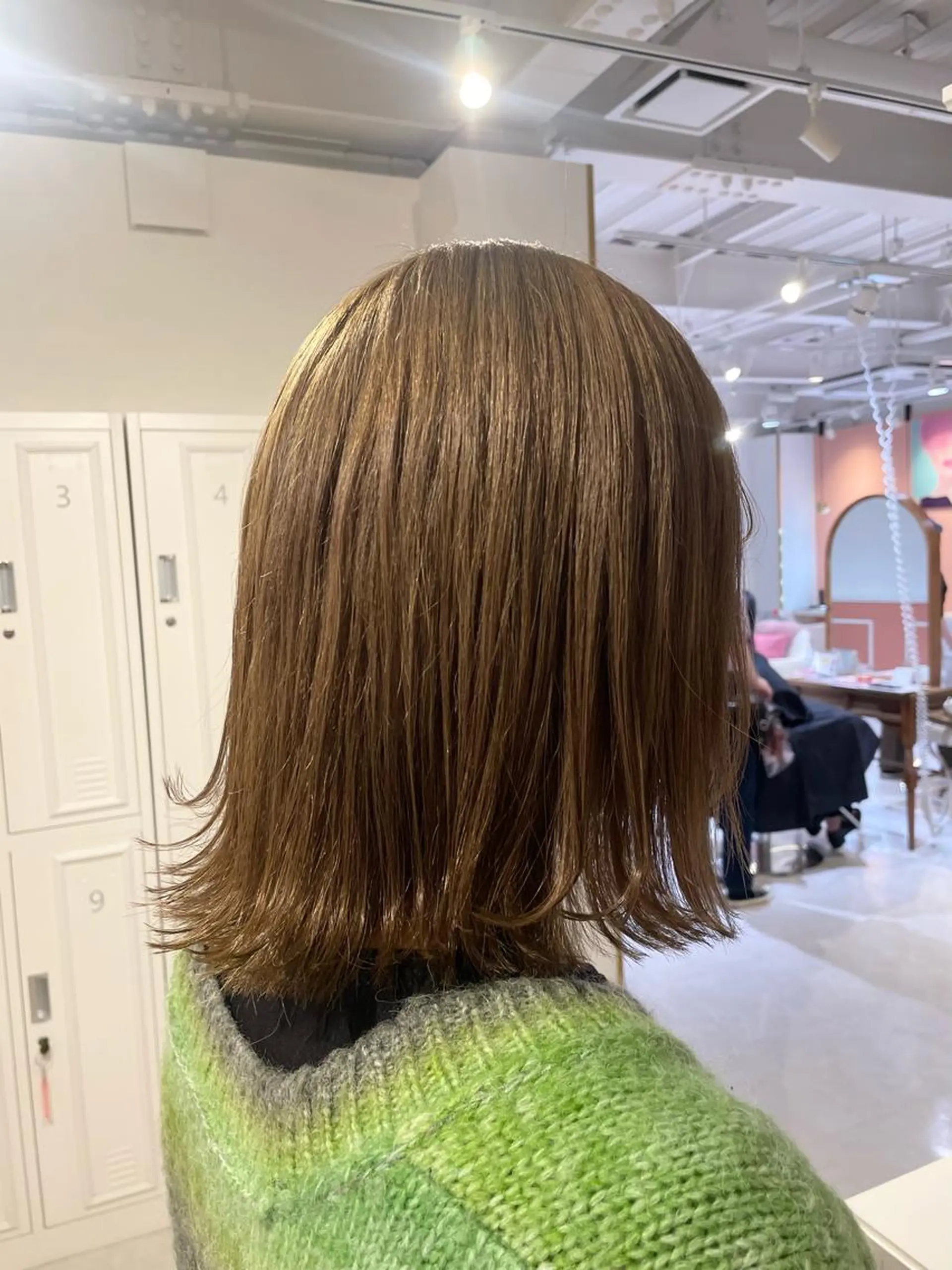 ミディアム カット 和田 真依のヘアスタイル