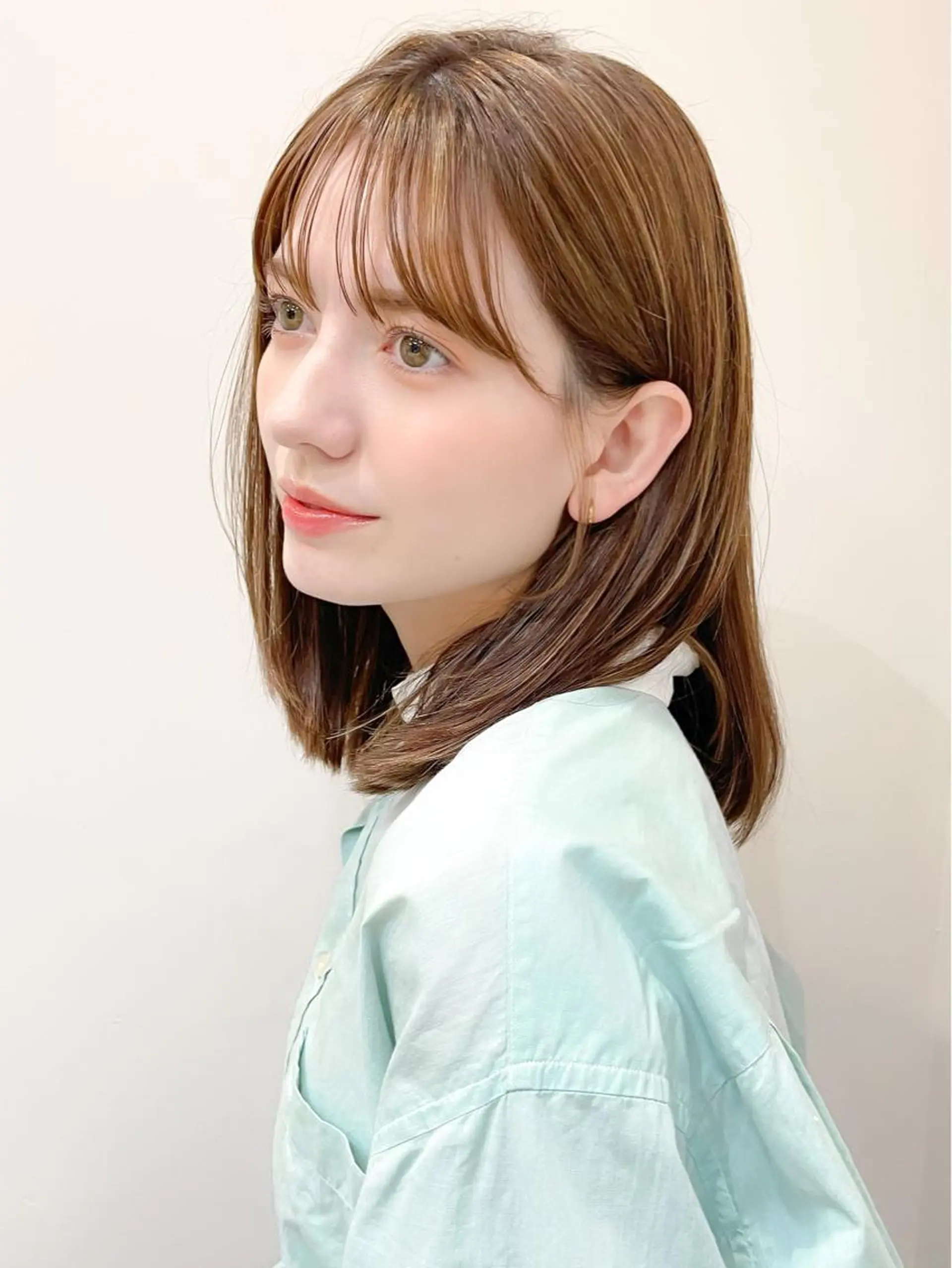 ミディアム カラー ヘアカラー トリートメント ミディアム/顔周り/ ベージュ🌼mayuのヘアスタイル