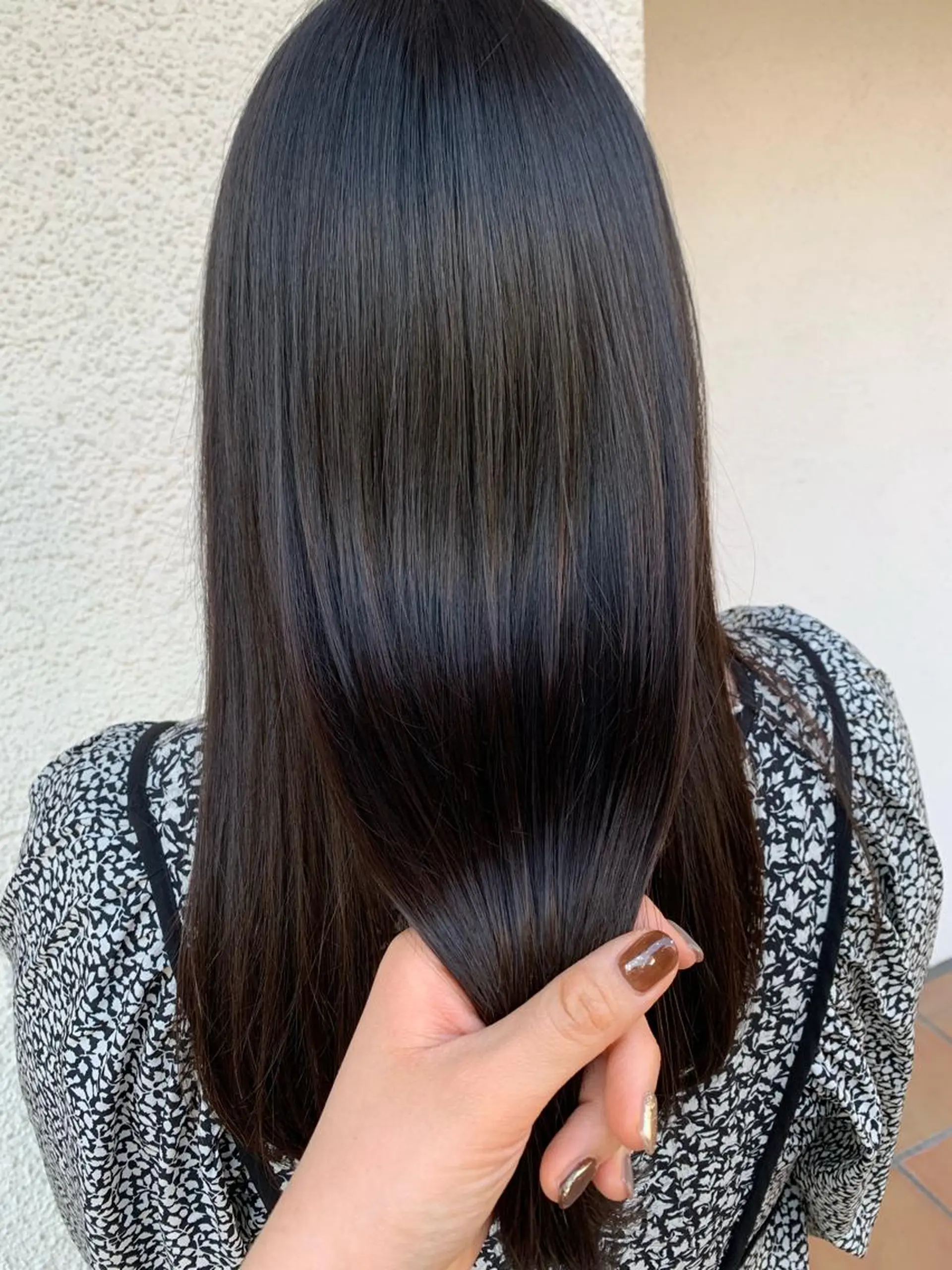 ロング カラー putri 川邉 優花のヘアスタイル