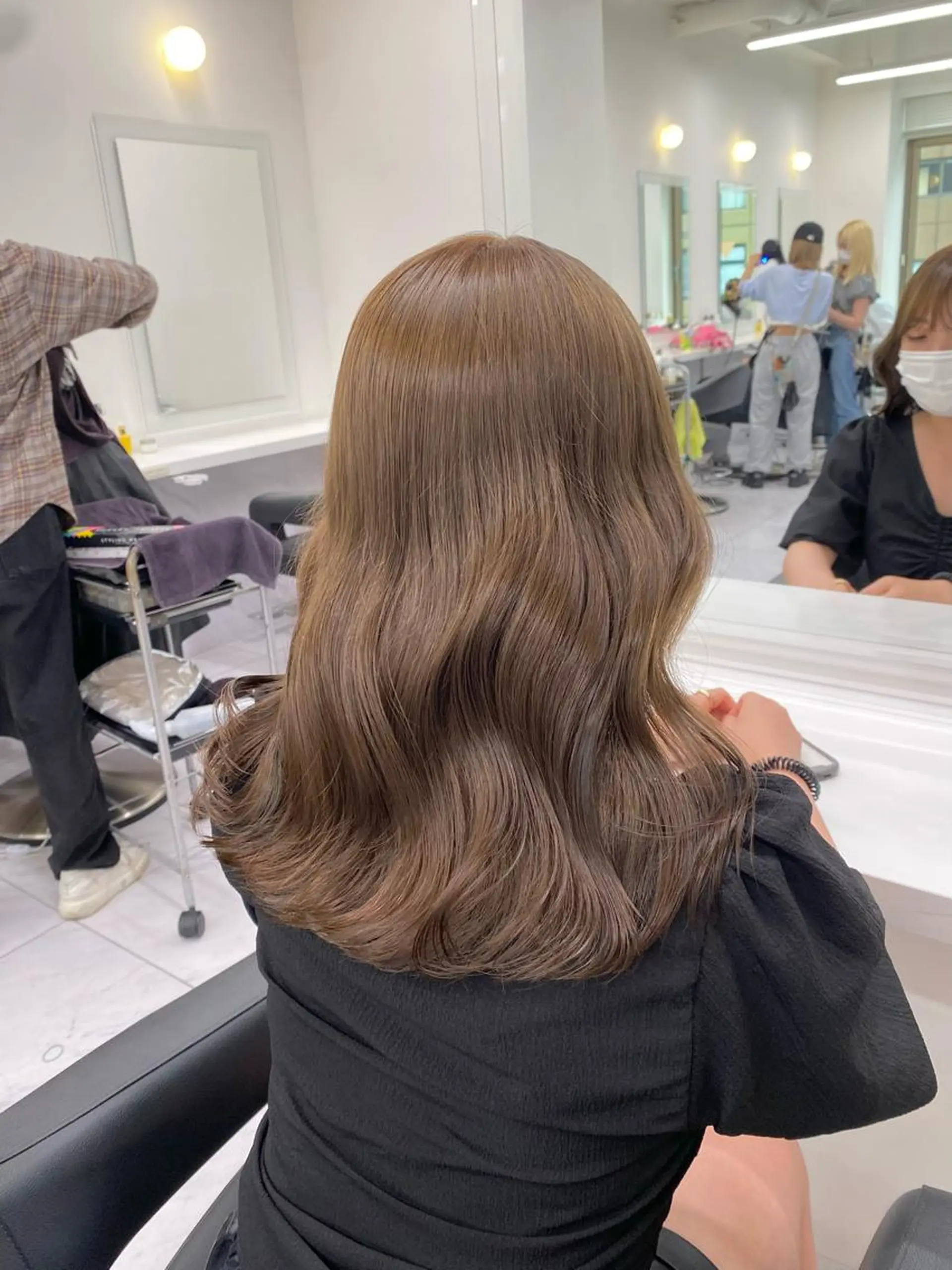 セミロング レイヤー/韓国❣️ 髪質改善/亘紘輝のヘアスタイル