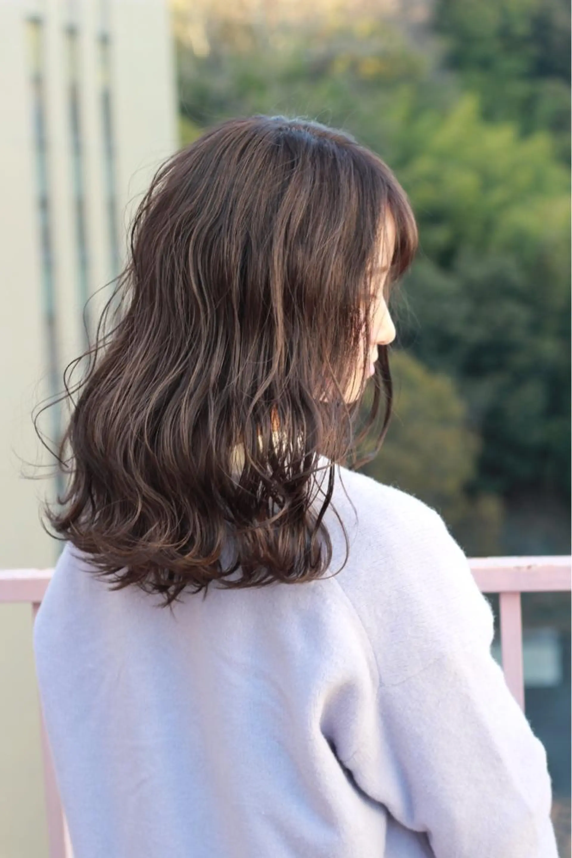 セミロング カラー ブリーチ グレージュ シルバー シルバーグレージュ ヘアカラー Viage （ビアージュ）のヘアスタイル