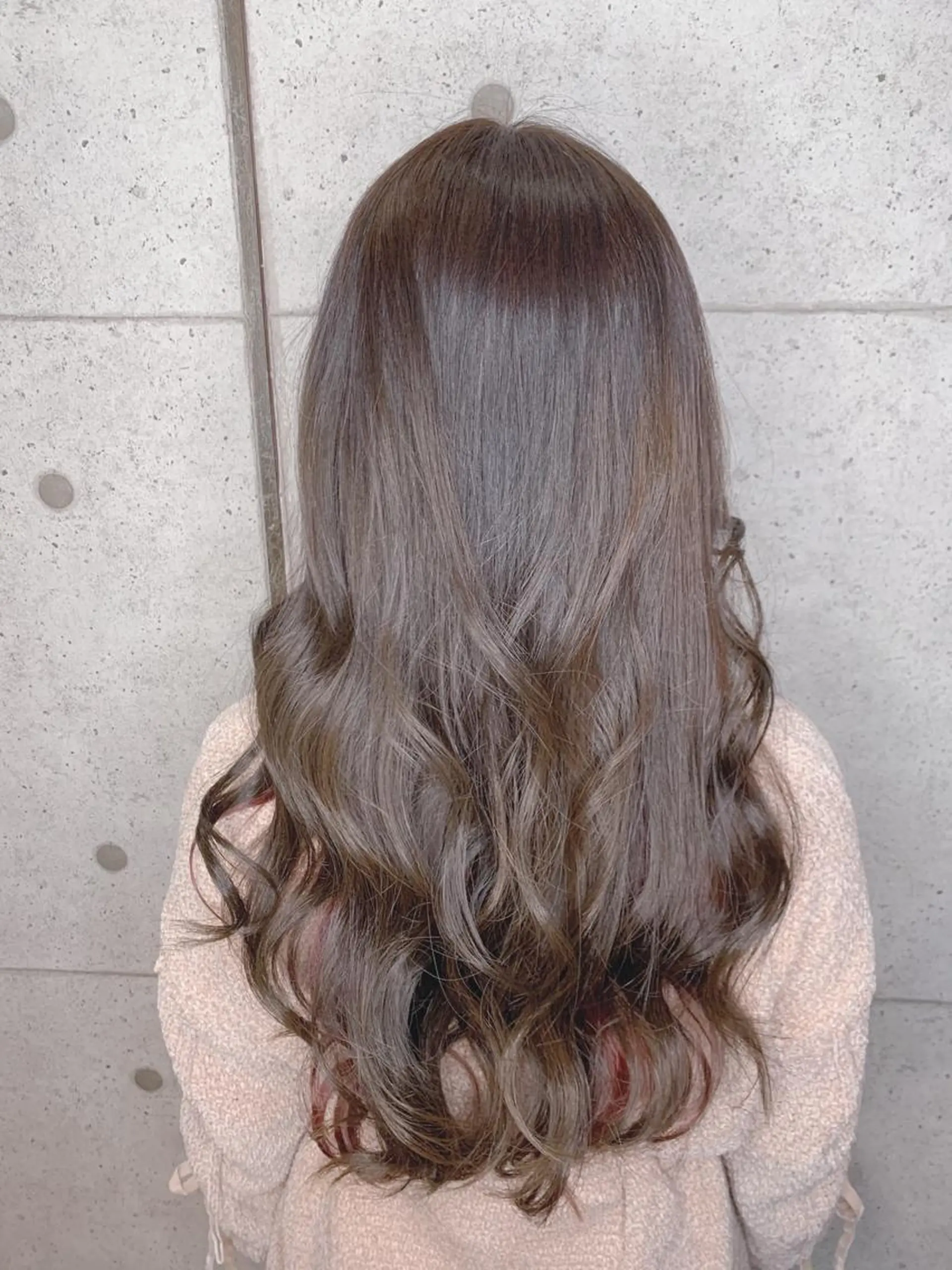 ロング カラー 福森 みずきのヘアスタイル