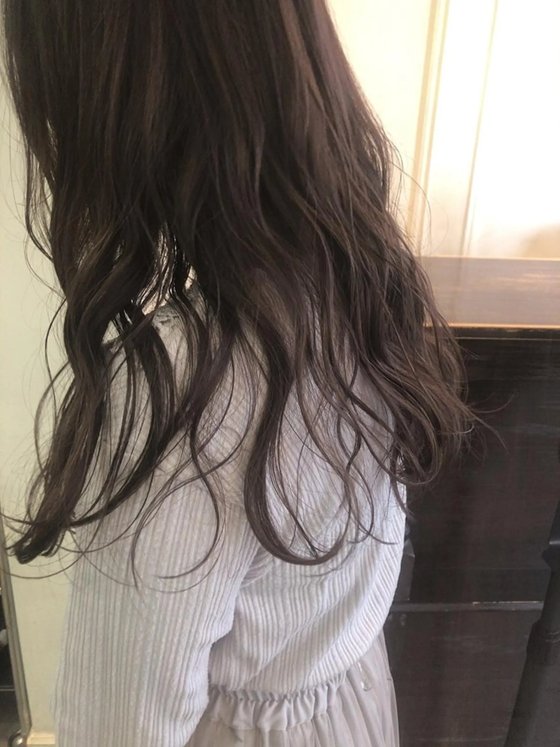 ミディアム カラー アッシュ 透明感カラー ラベンダーカラー ラベンダーアッシュ 大人girly🛋️ 🤍yukakoのヘアスタイル