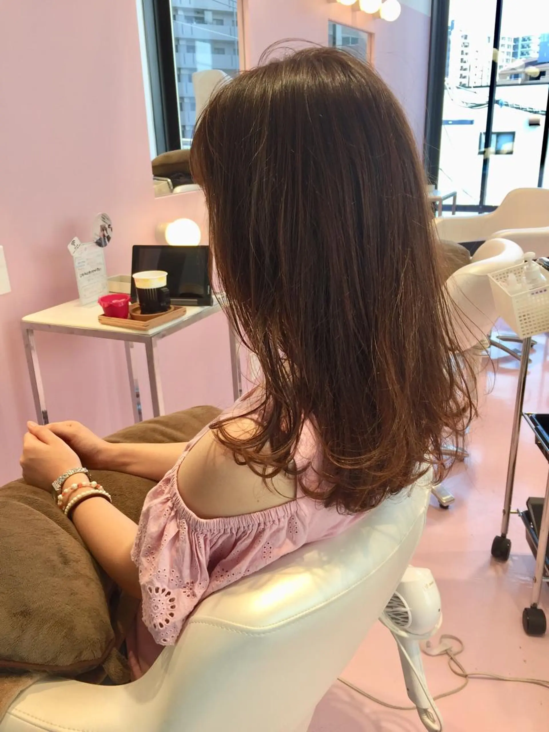 ミディアム アッシュ カット ヘアカラー トリートメント 所渉/韓国レイヤー /ウルフカットのヘアスタイル